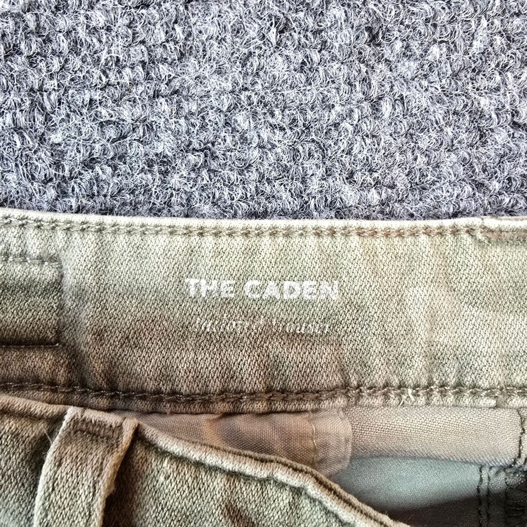 Vintage AG Adriano Goldschmied Pants Womens 31 Green Camo The Caden Legging Stretch Slim Skinny Casual Jegging Zip Size 24" / US 00 / IT 34 - 4 Thumbnail