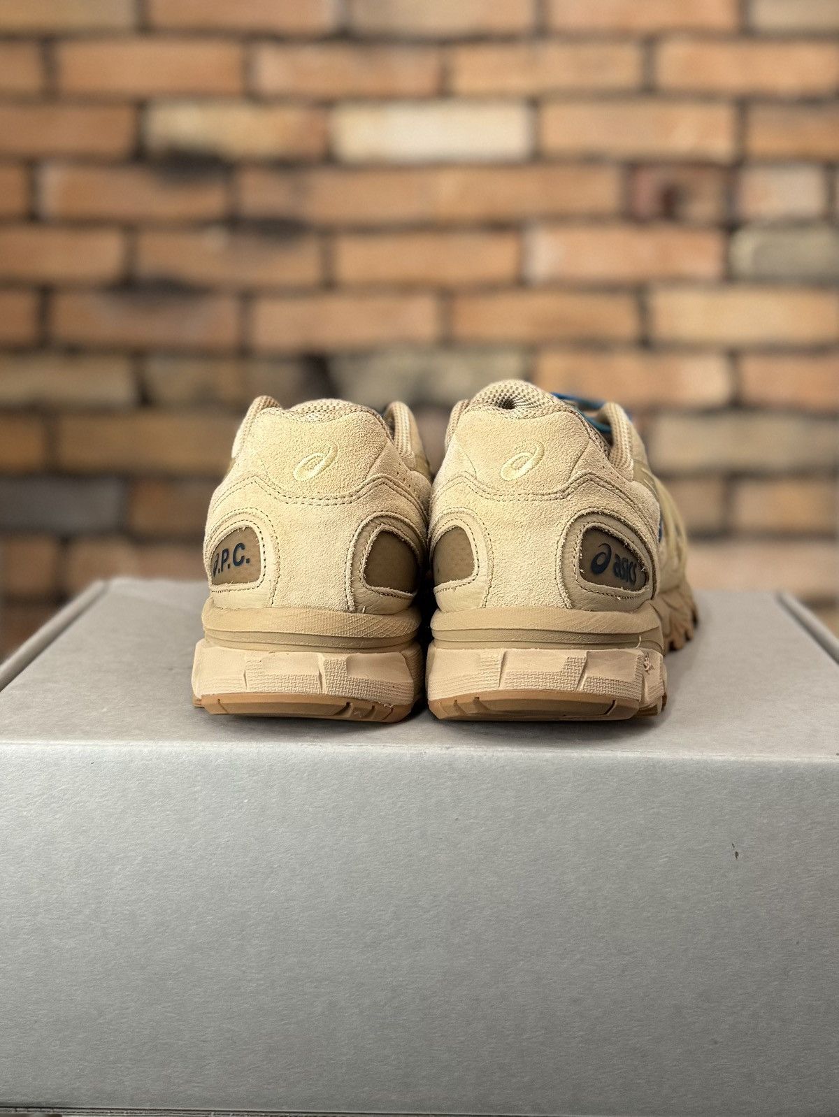A.P.C. × Asics FW22 NEW A.P.C. GEL SONOMA 15-50 TRAINERS SNEAKERS 42.5 Size US 9.5 / EU 42-43 - 4 Thumbnail
