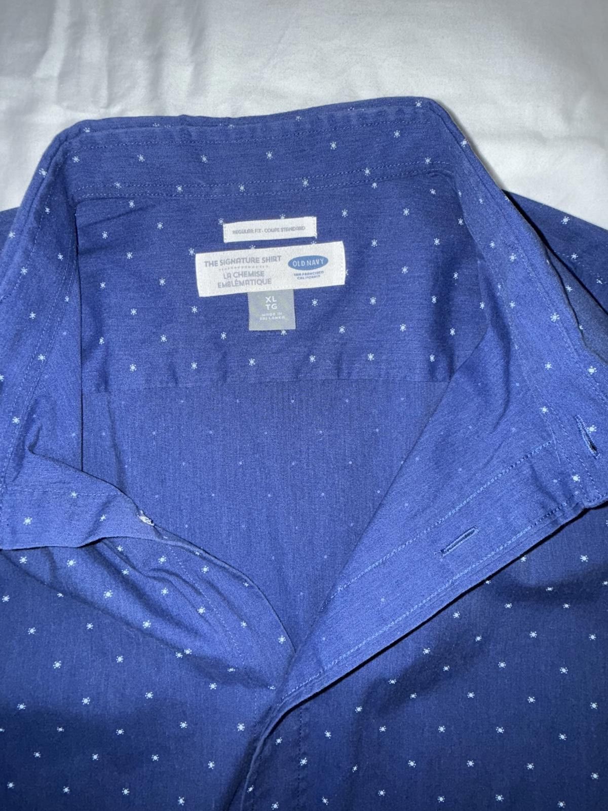 Old Navy Old Navy Mens The Signature Shirt Size XL Slim Fit Blue Size US XL / EU 56 / 4 - 5 Thumbnail