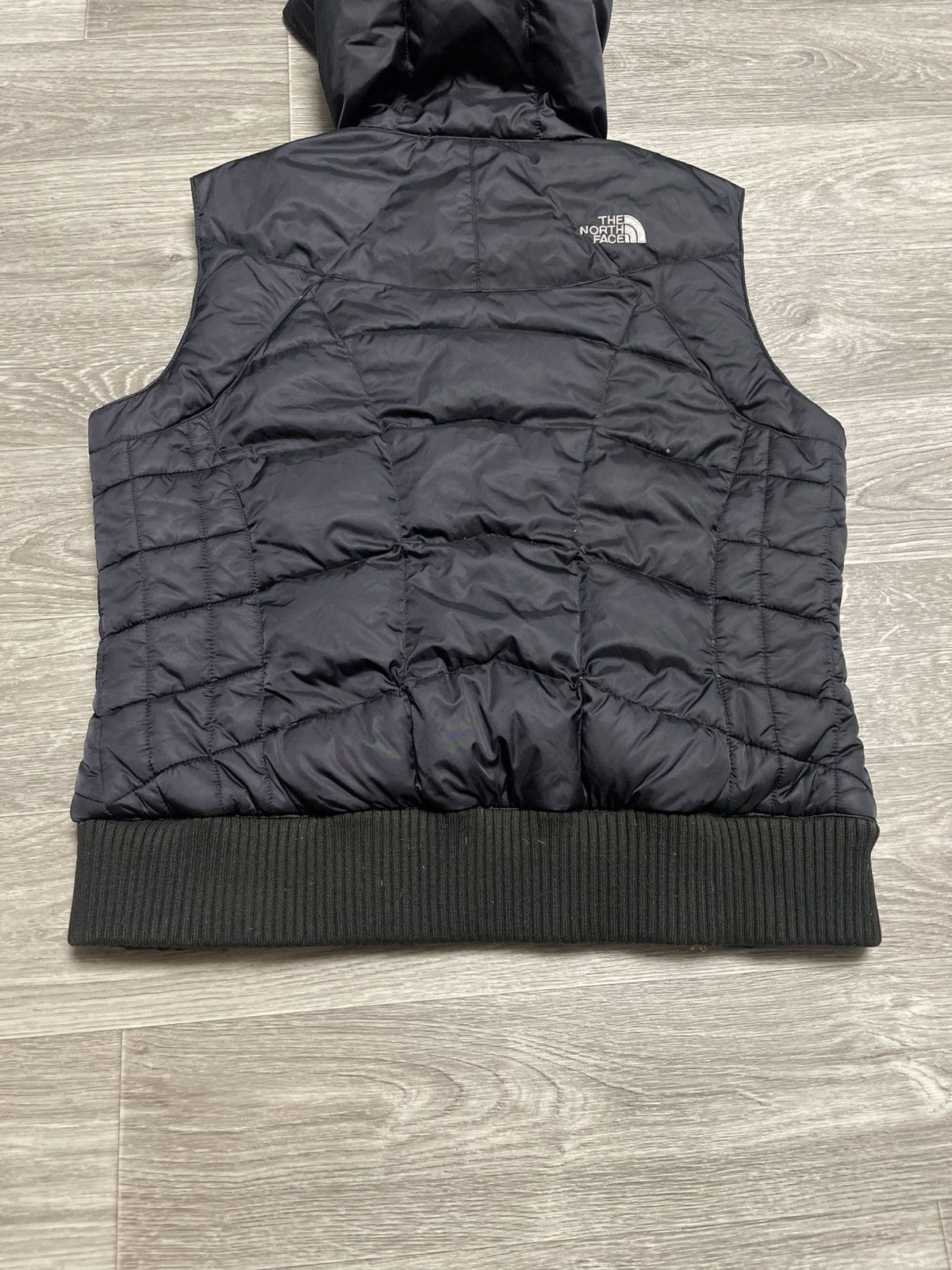 The North Face The North Face 550 Goose Down Vest Black Hooded Puffer Size M / US 6-8 / IT 42-44 - 22 Thumbnail