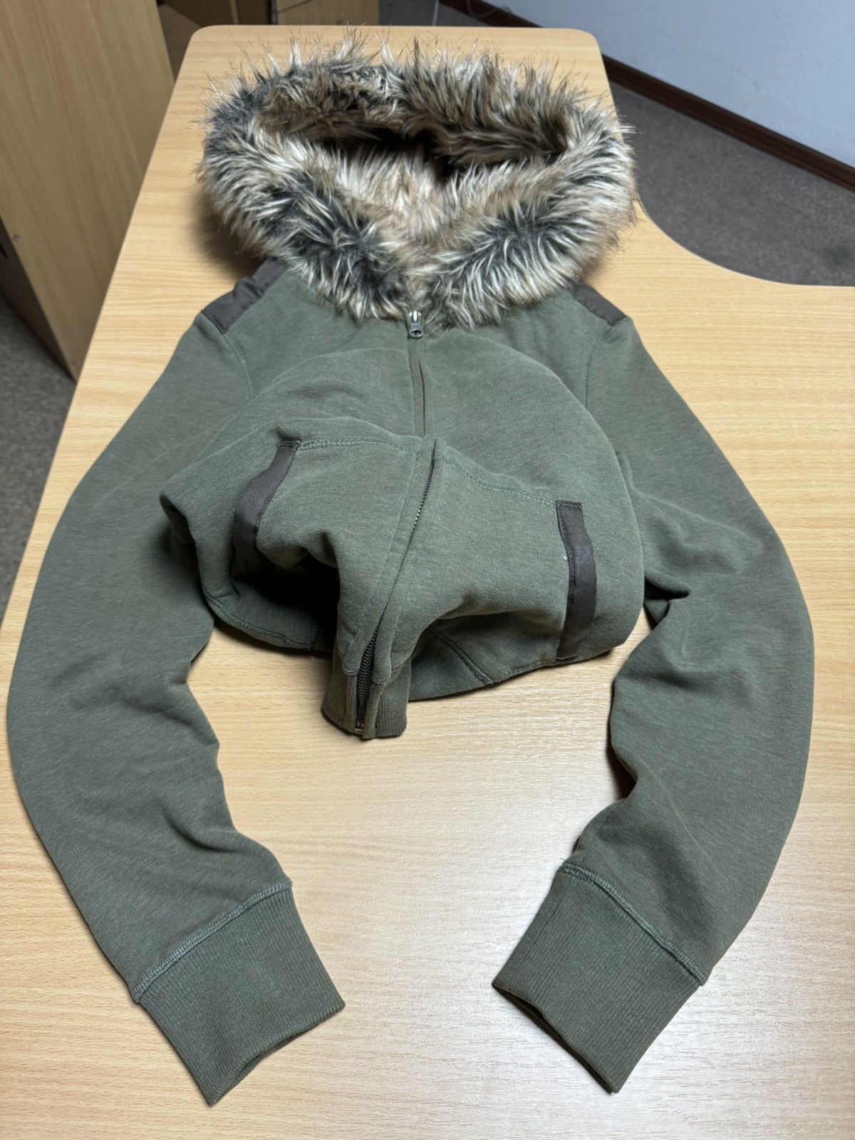 Japanese Brand Vintage Fur Full Hood Number Nine Style Hoodie Size US S / EU 44-46 / 1 - 1 Preview