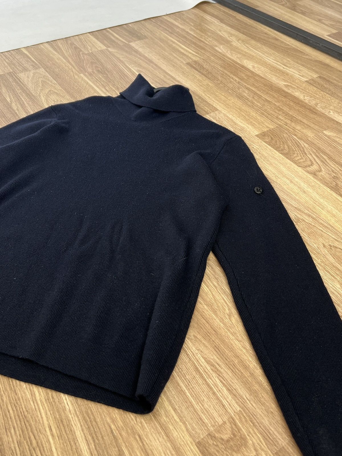 Stone Island Vintage Stone Island Wool Navy Turtle Neck Sweater XXLfits M Size US M / EU 48-50 / 2 - 4 Thumbnail
