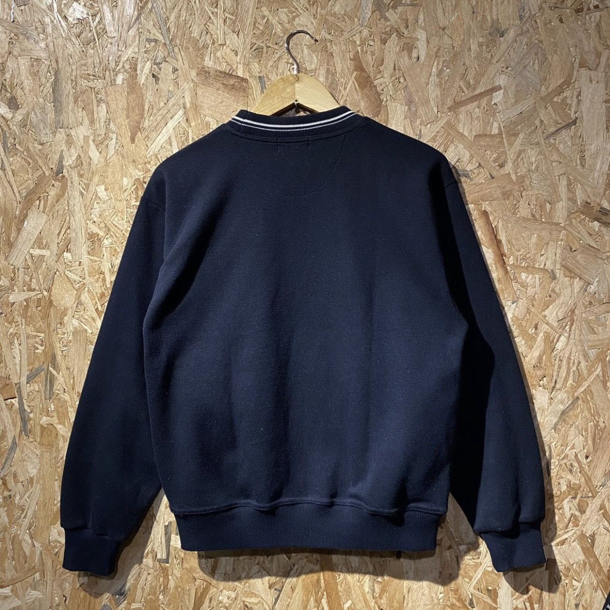 Japanese Brand VINTAGE LOUIS VALENTINO HOMME Spell Out Sweatshirts Size US M / EU 48-50 / 2 - 2 Thumbnail