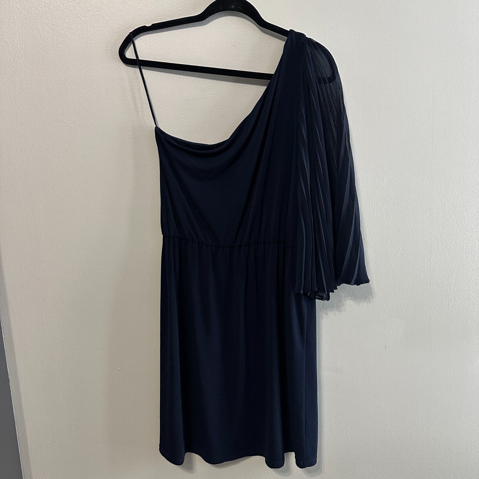 Alice + Olivia Alice & Olivia Pleated One Shoulder Dress Medium Navy Blue Size M / US 6-8 / IT 42-44 - 3 Thumbnail