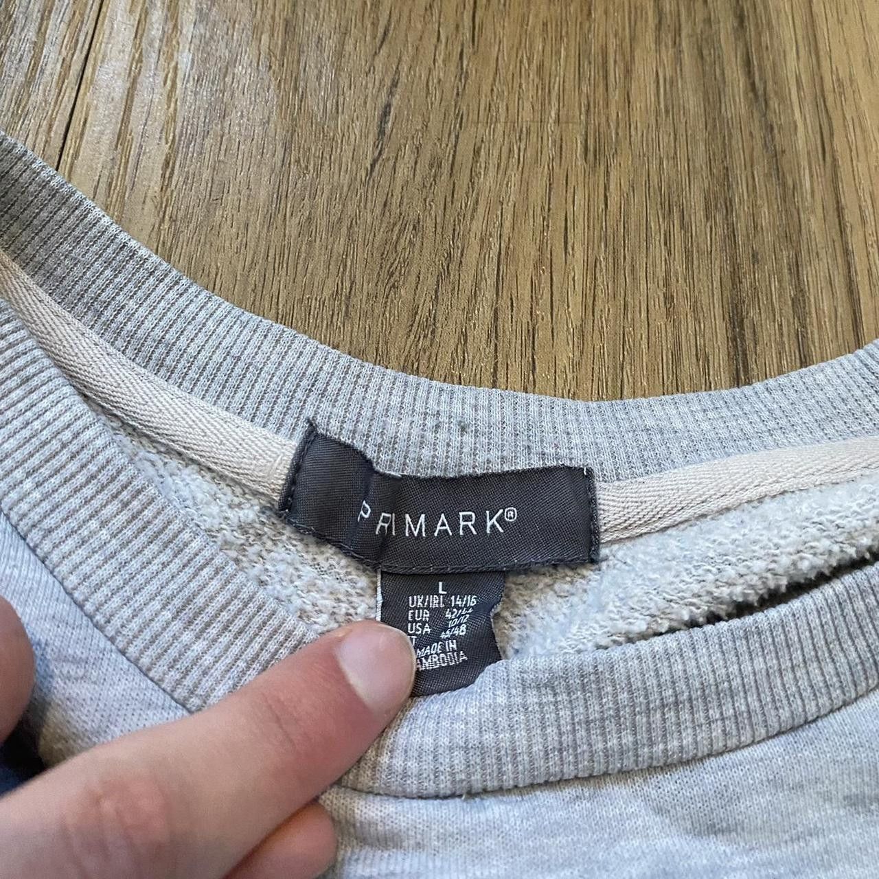 Other Grey crewneck sweatshirt with a relaxed fit Size US L / EU 52-54 / 3 - 3 Thumbnail