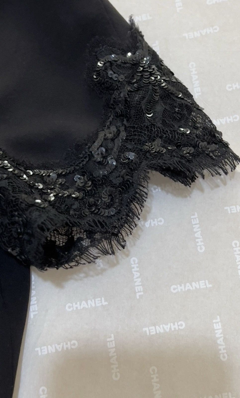 Chanel Chanel cape Size S / US 4 / IT 40 - 8 Thumbnail