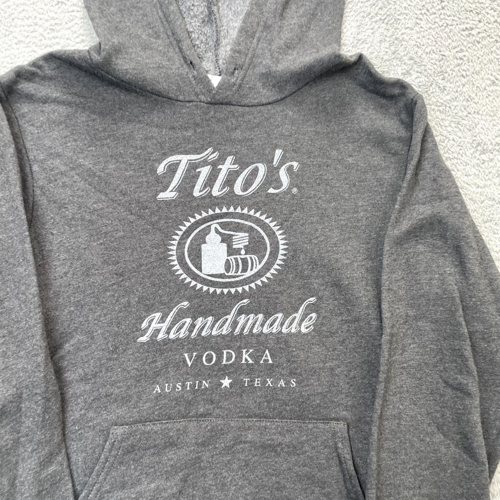 Hanes Titos Hoodie Mens M Gray Handmade Vodka Graphic Fleece Lined Liquor Merch Hanes Pullover Crew Neck Hooded Pockets City Preppy Graphic Print Size US M / EU 48-50 / 2 - 6 Thumbnail