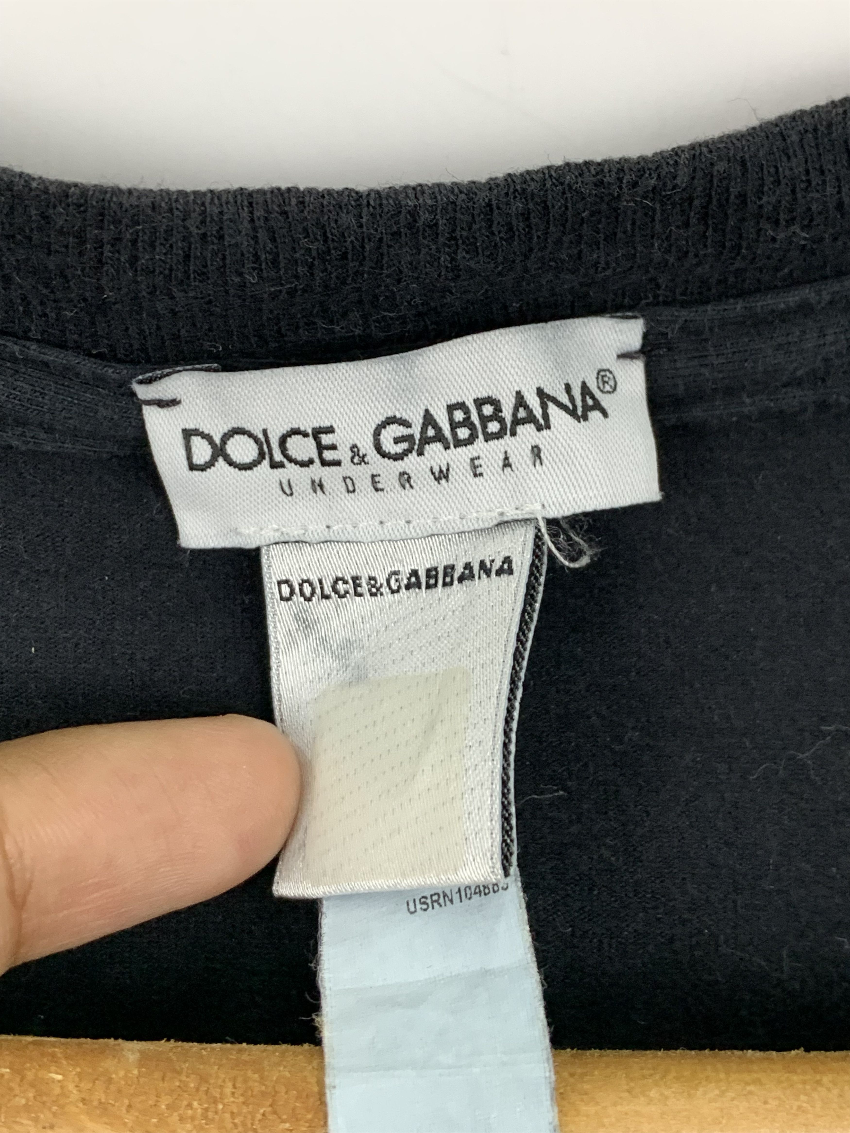 Dolce & Gabbana Dolce & Gabbana Vneck T Shirt TA0268 Size US XS / EU 42 / 0 - 7 Thumbnail