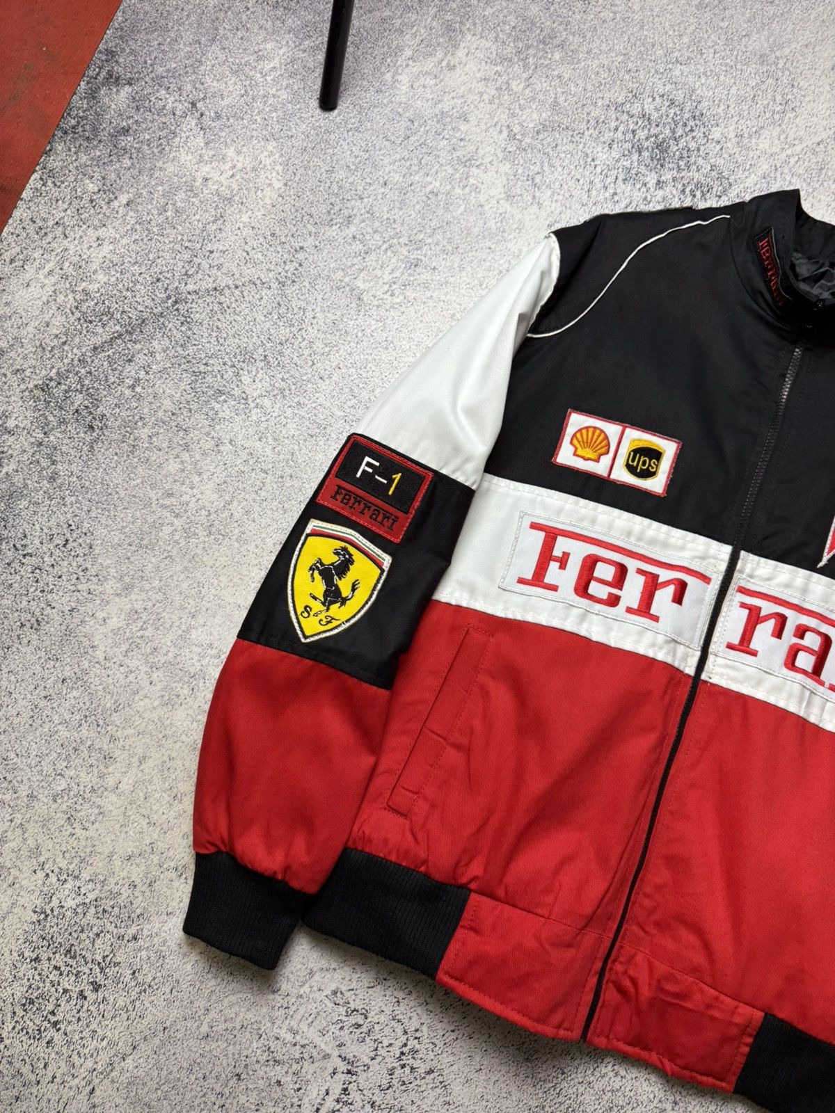 Ferrari Vintage Ferrari Jacket Marlboro Size M Size US M / EU 48-50 / 2 - 3 Thumbnail