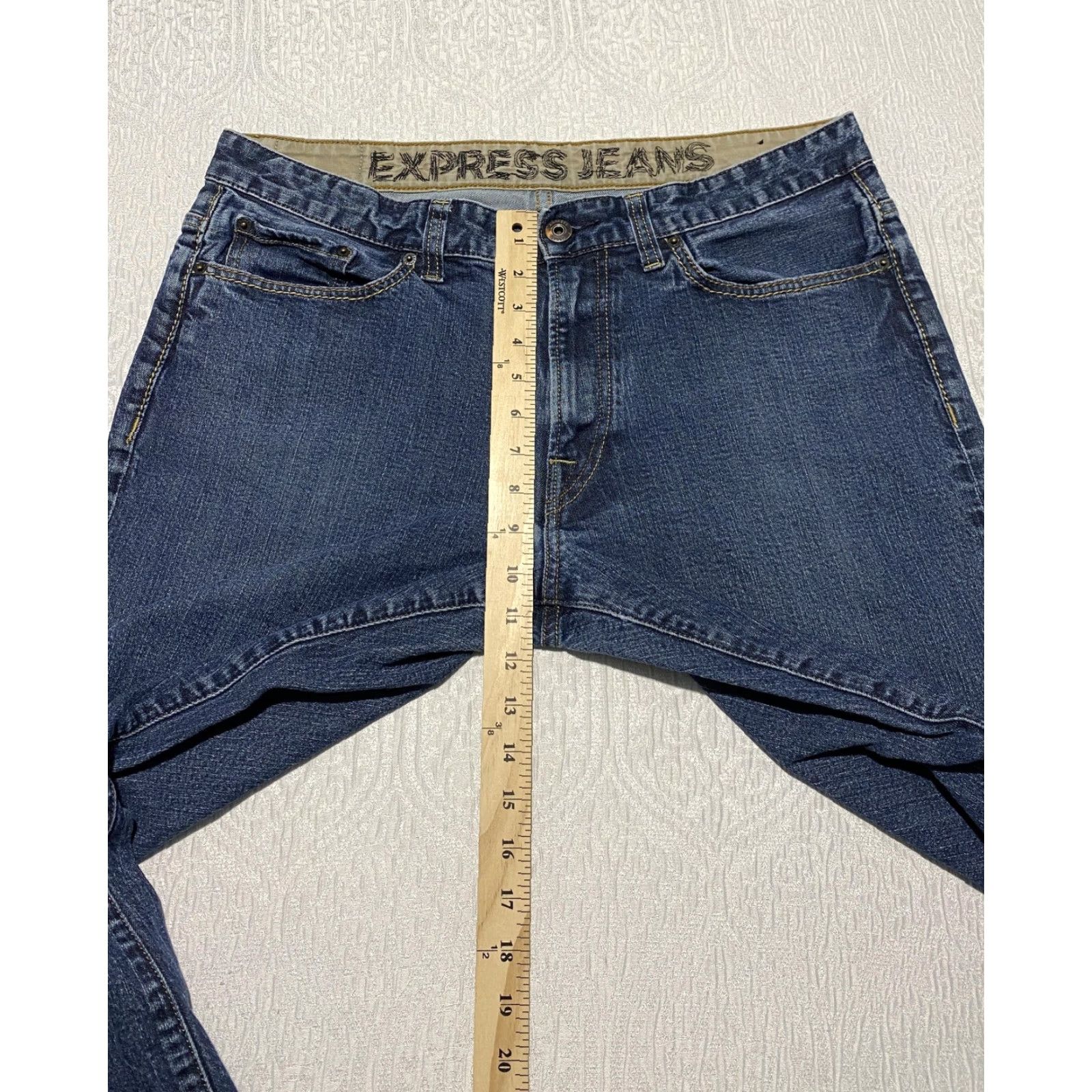 Express VINTAGE Express Jeans Mens 36x27 Blue Loose Fit Straight Leg Denim Classic 5 Pocket Size US 36 / EU 52 - 4 Thumbnail
