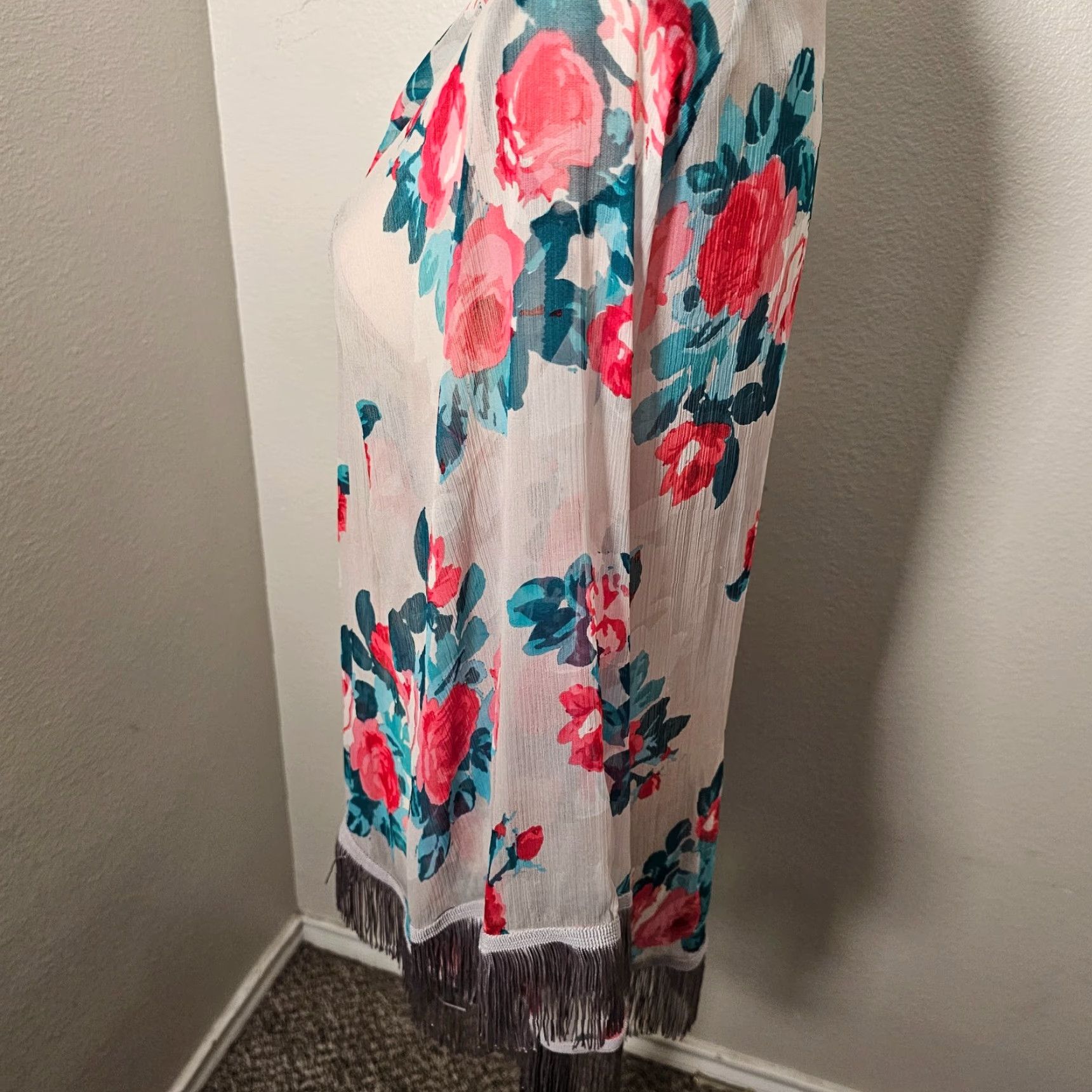 Jessica Simpson Jessica Simpson Cardigan Women’s 3/4 Sleeve Gray Floral Knit Open Front Tassel Trim S Bohemian Womens Size S / US 4 / IT 40 - 4 Thumbnail