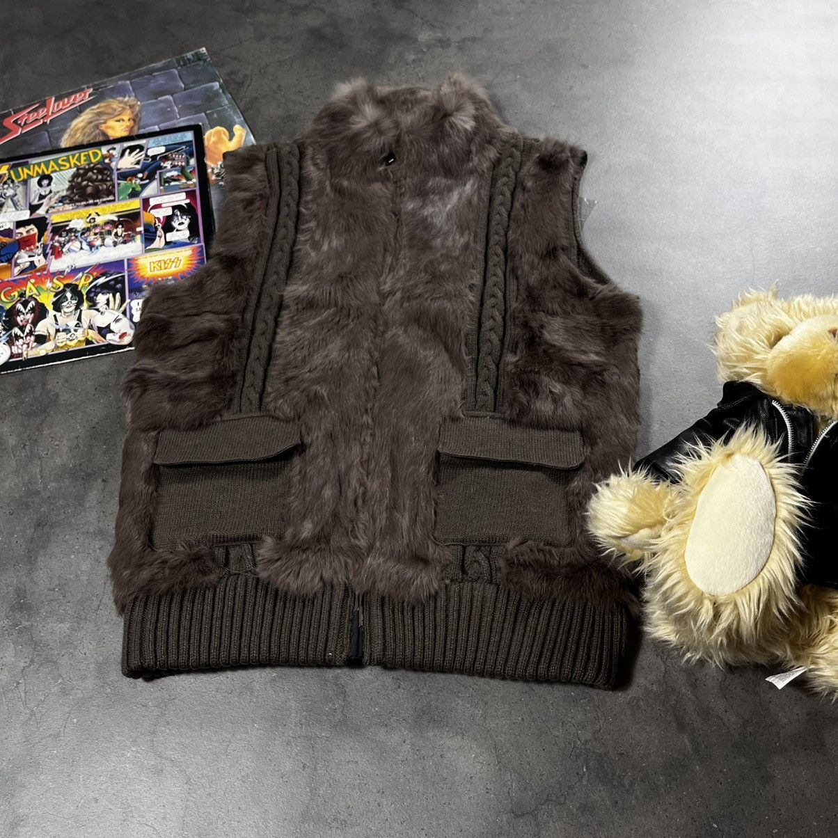 Japanese Brand Vintage Y2K Avant Garde Real Rabbit Fur Bomber Vest Jacket Size US S / EU 44-46 / 1 - 2 Thumbnail