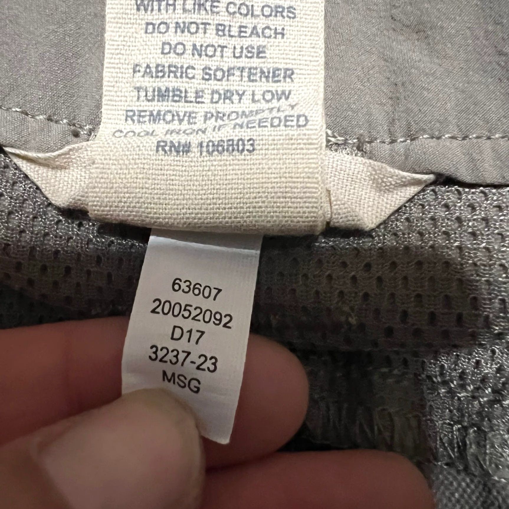 Duluth Trading Company Duluth Cargo Pants Womens 18x31 Flextra Tough Slim Curve Setter Light Brown Brown 18x31 Womens Cargo 18 39x29.5 Mens? Size 40" / US 18 - 6 Thumbnail