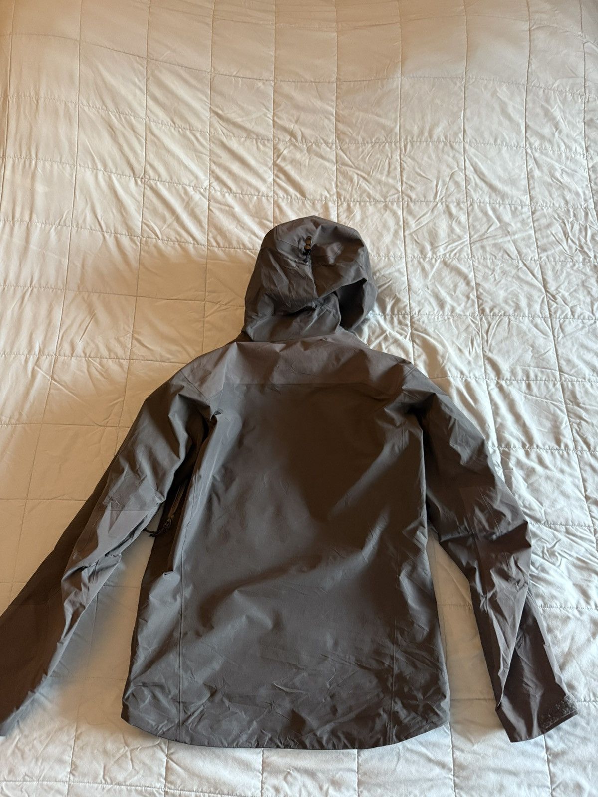 Arc'teryx Arc'teryx Men’s Grey Alpha AR Jacket Gore-Tex Size US M / EU 48-50 / 2 - 2 Thumbnail