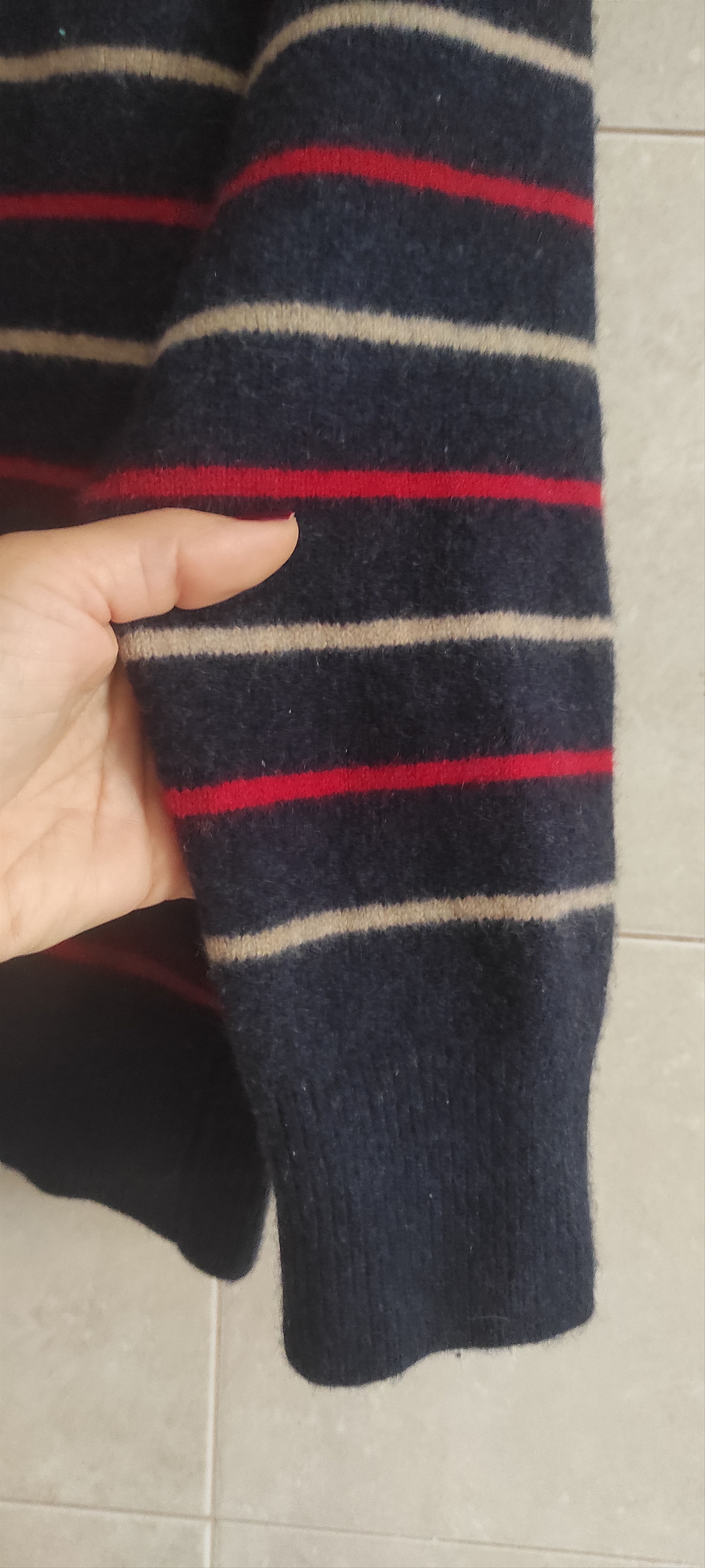 Other Laura Valentini Cashmere Striped Sweater Size M Made Italy Size US M / EU 48-50 / 2 - 15 Thumbnail
