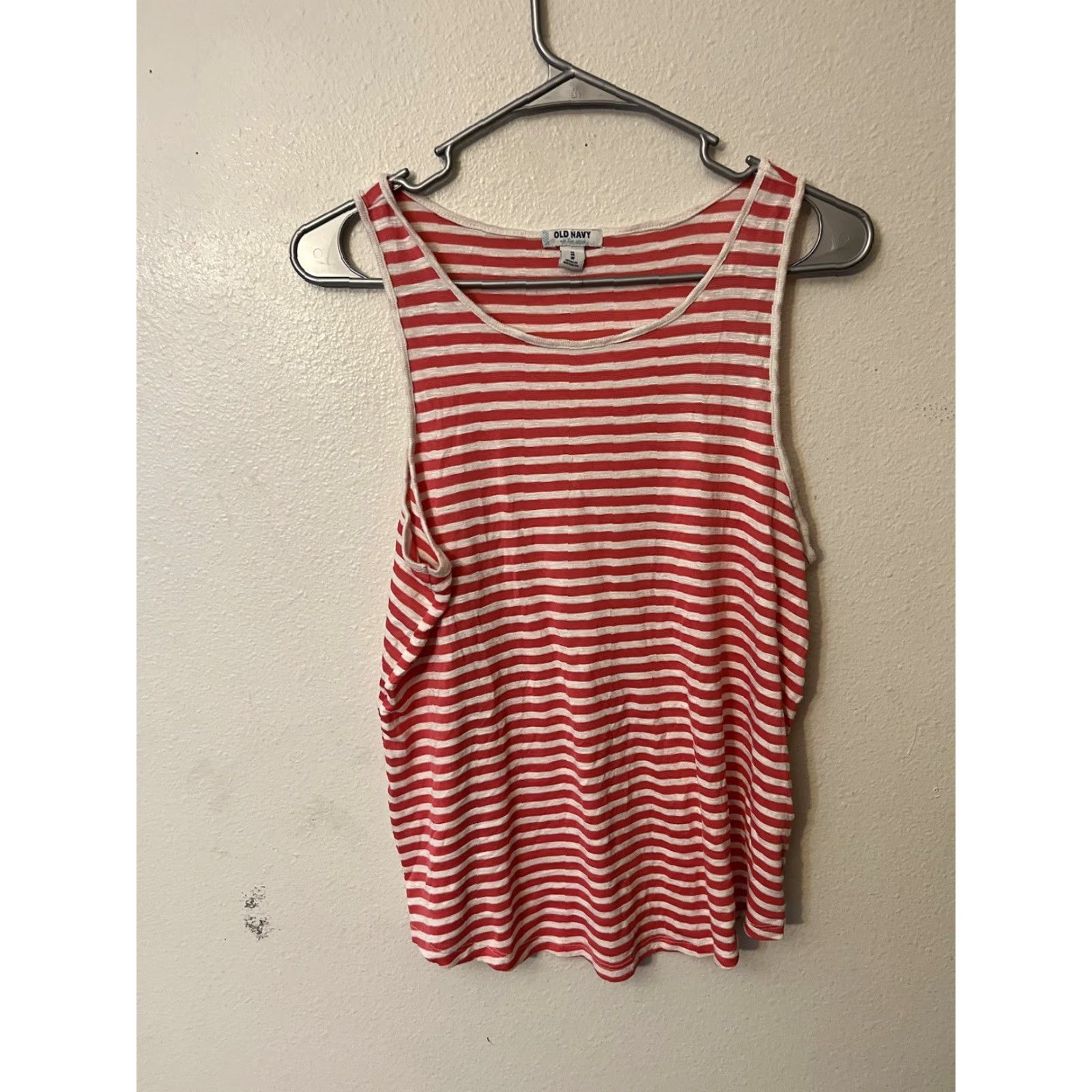 Old Navy Old Navy Tank Top Shirt Women M Red Striped Round Neck Cotton Slimming Size M / US 6-8 / IT 42-44 - 2 Thumbnail