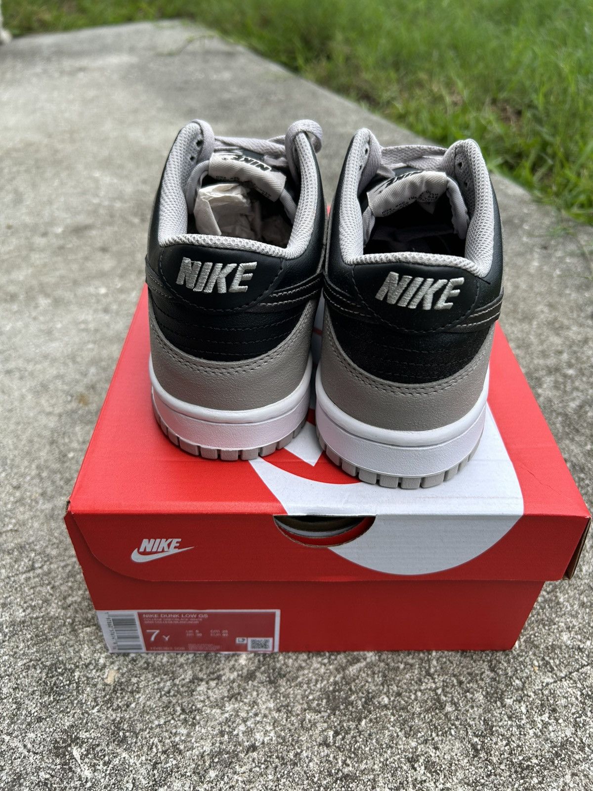 Nike Nike Dunk Low Size US 7 / EU 40 - 2 Thumbnail