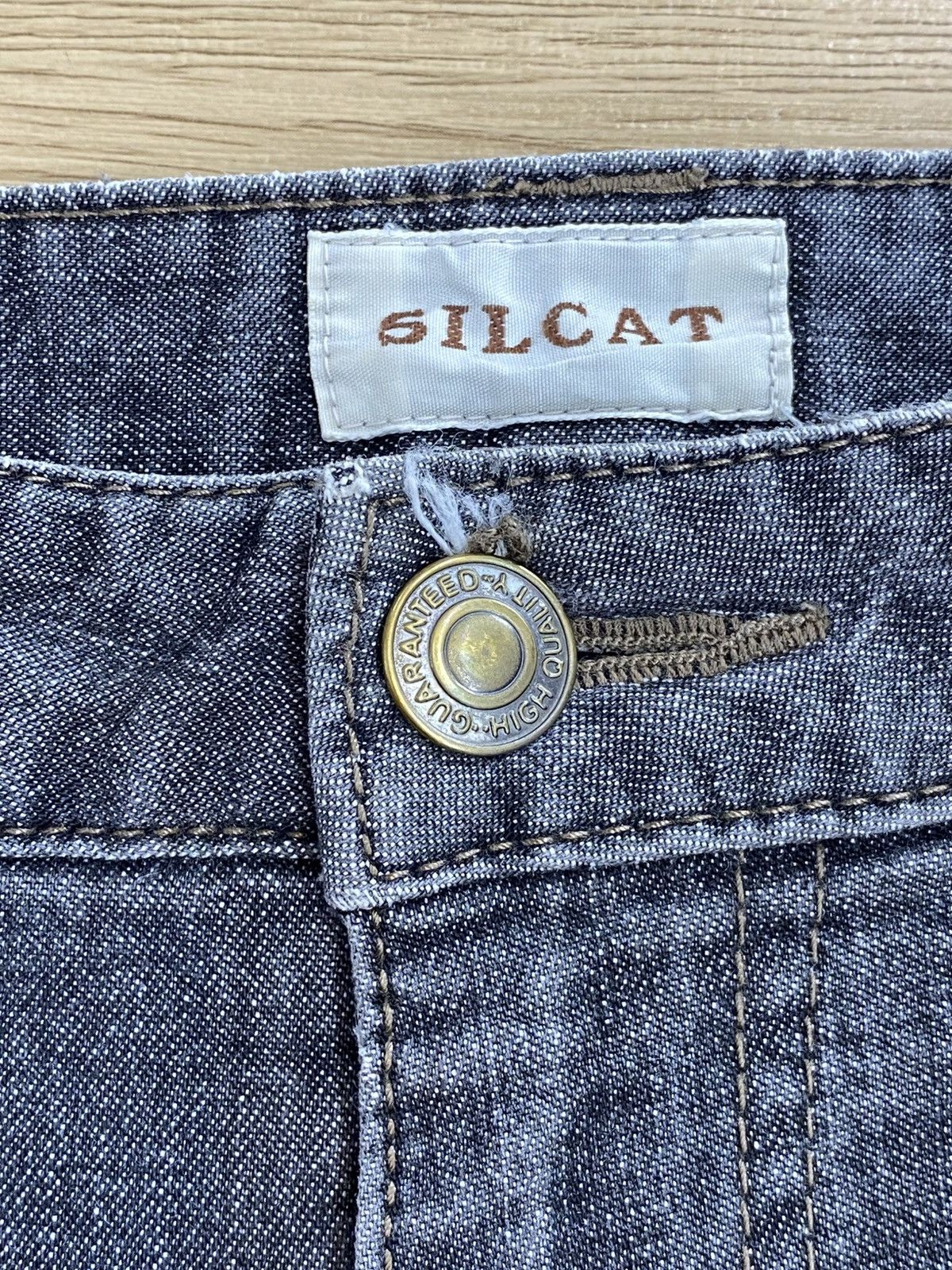Japanese Brand Vintage Japanese Brand Embroidery Flaired Jeans Size US 29 - 8 Thumbnail