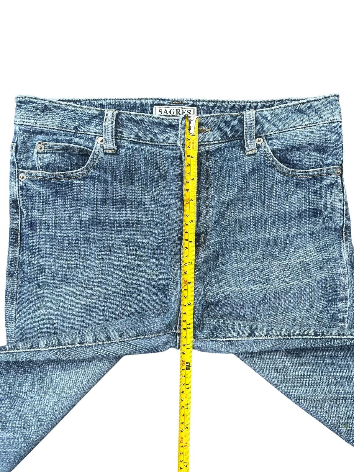 Japanese Brand Vintage Japanese Brand Mid Rise Blue Washed Sick Flare Jeans Size US 30 / EU 46 - 11 Thumbnail