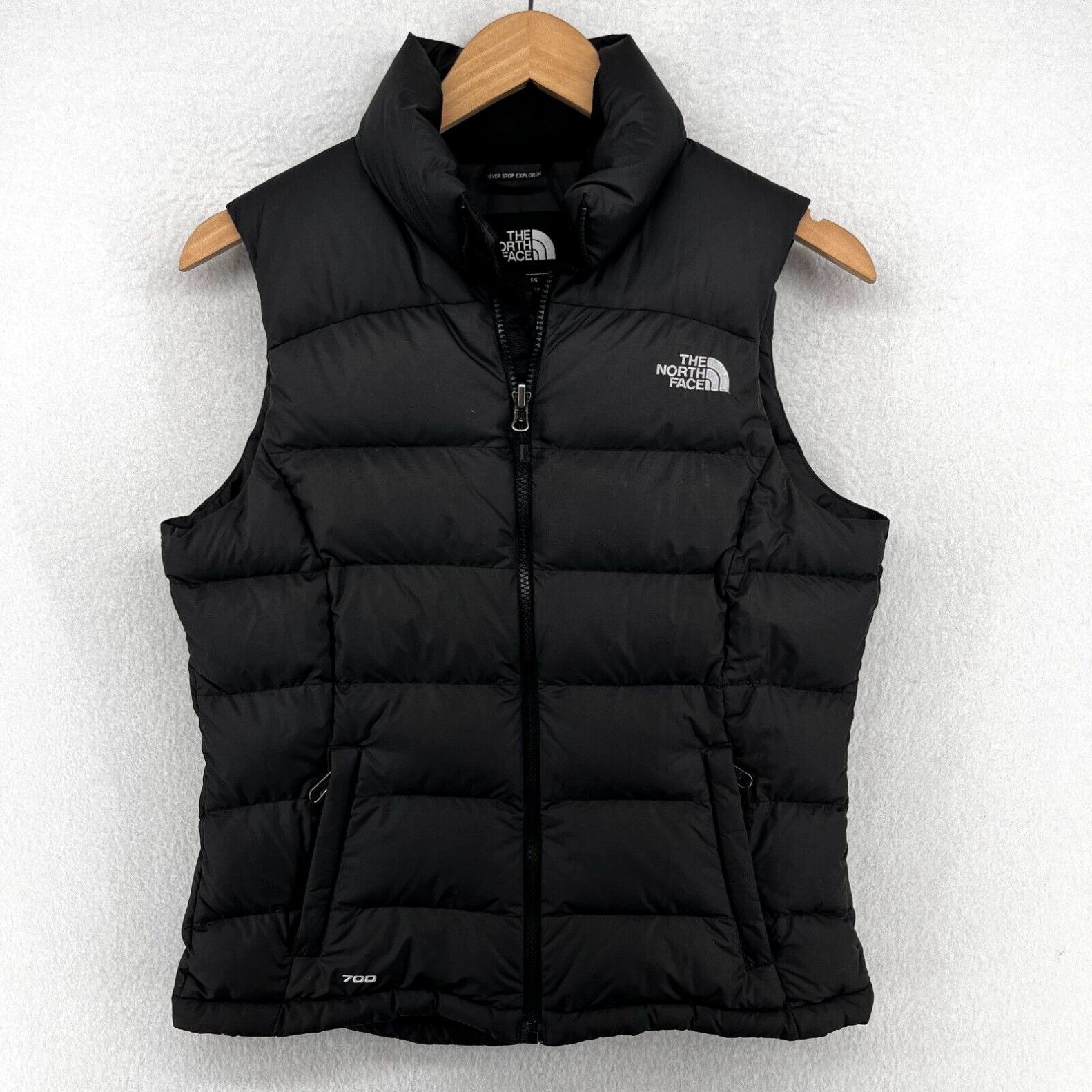 image of The North Face Vest Womens S 700 Goose Down Quilted Puffer Full Zip Winter Black in White (Size Sma