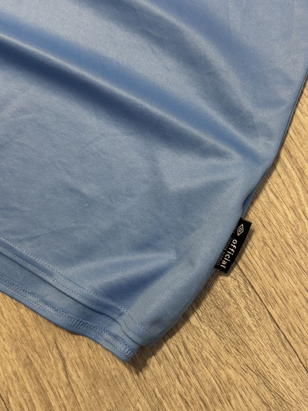 Umbro 🔷Umbro West Ham United 2020/21 Soccer jersey🔷 Size US M / EU 48-50 / 2 - 3 Thumbnail