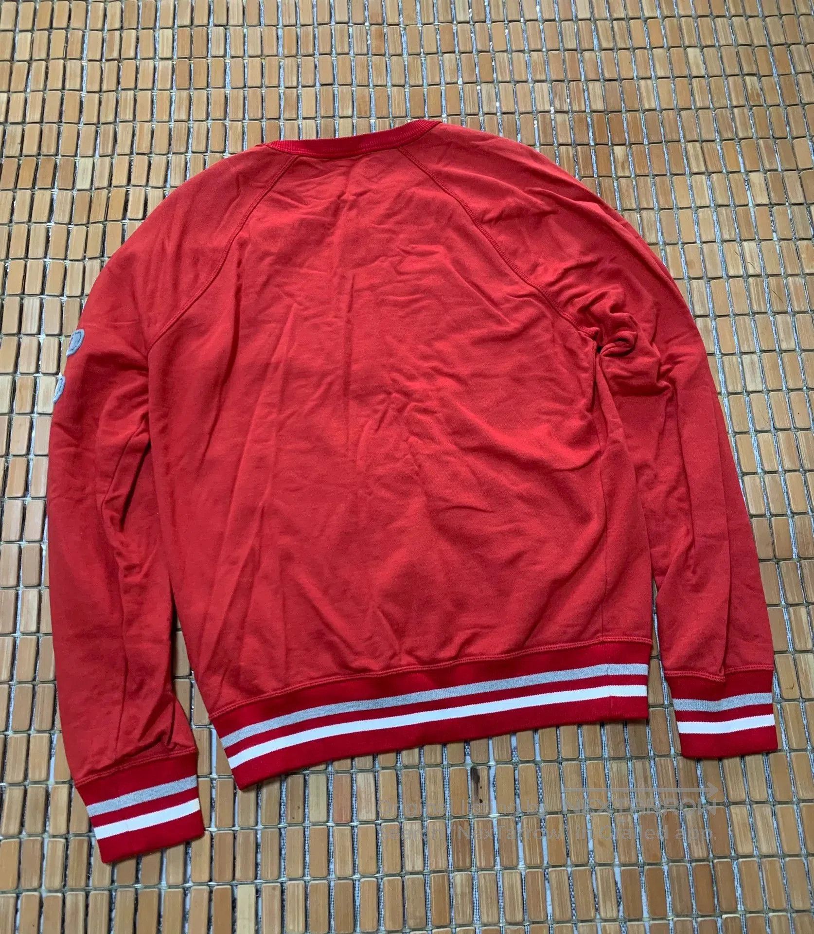 Louis Vuitton Louis Vuitton Red Pullover Sweatshirt. Size US S / EU 44-46 / 1 - 2 Thumbnail