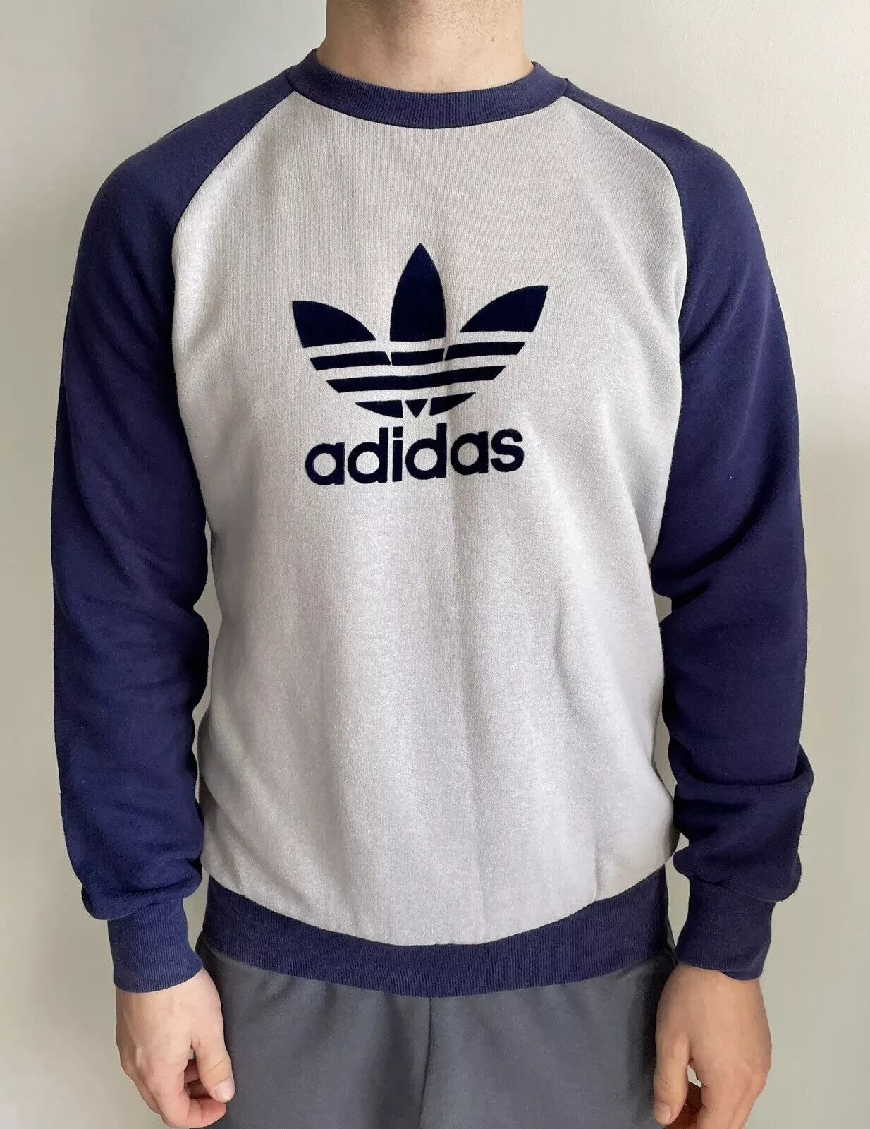 Adidas VINTAGE ADIDAS 1990s 90s SWEATSHIRT SWEATER BIG LOGO HOODIE Size US S / EU 44-46 / 1 - 1 Thumbnail