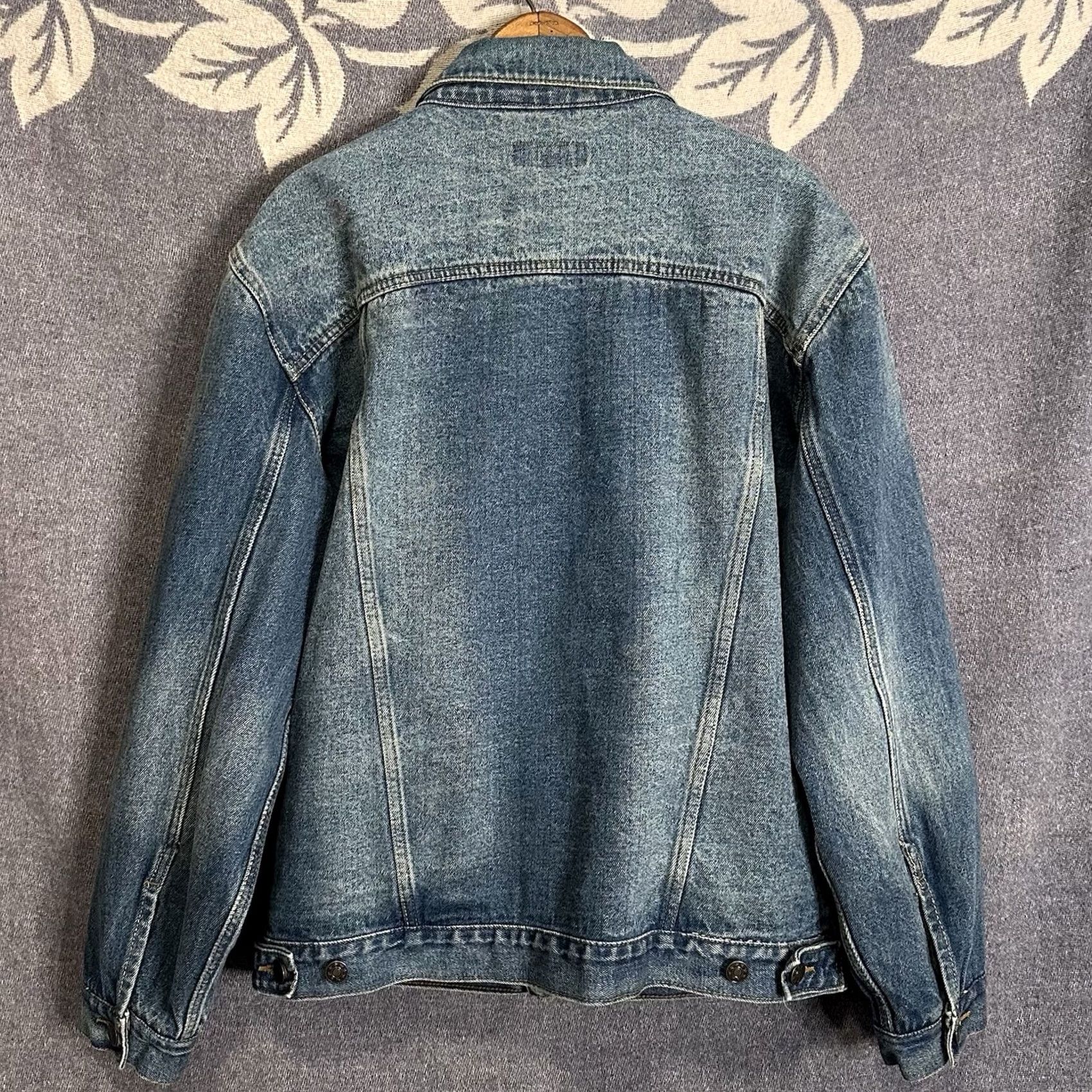 Denime Saddlebred Denim Trucker Jacket Blue Cotton Size L Men’s Jacket Short Button Vintage? No (use measurements) Size US L / EU 52-54 / 3 - 4 Thumbnail