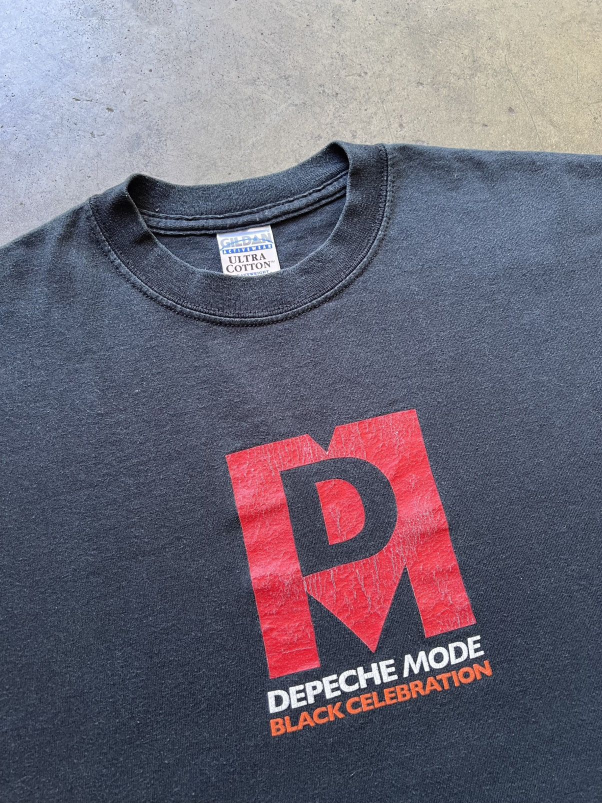 Band Tees × Vintage ‘00s Depeche Mode Black Celebration Band Tee Shirt Stumm 26 Size US M / EU 48-50 / 2 - 4 Thumbnail