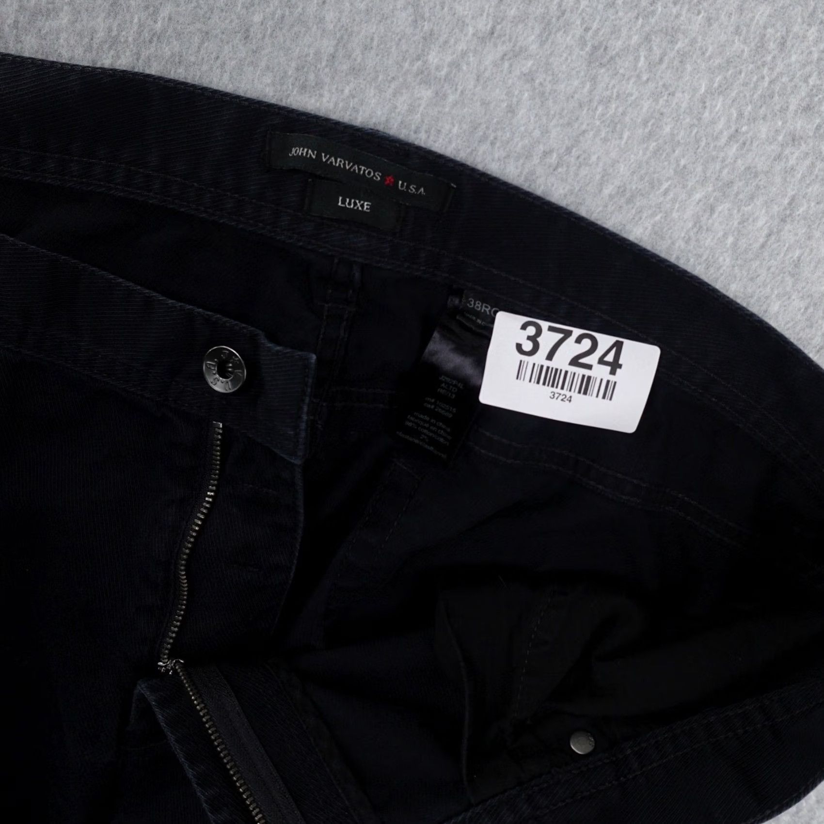 John Varvatos John Varvatos LUXE Jeans Mens 38 (38X32) Bowery Slim Straight Washed Black Denim 5-Pocket Mens Straight Jeans Size 38 Size US 38 / EU 54 - 4 Thumbnail