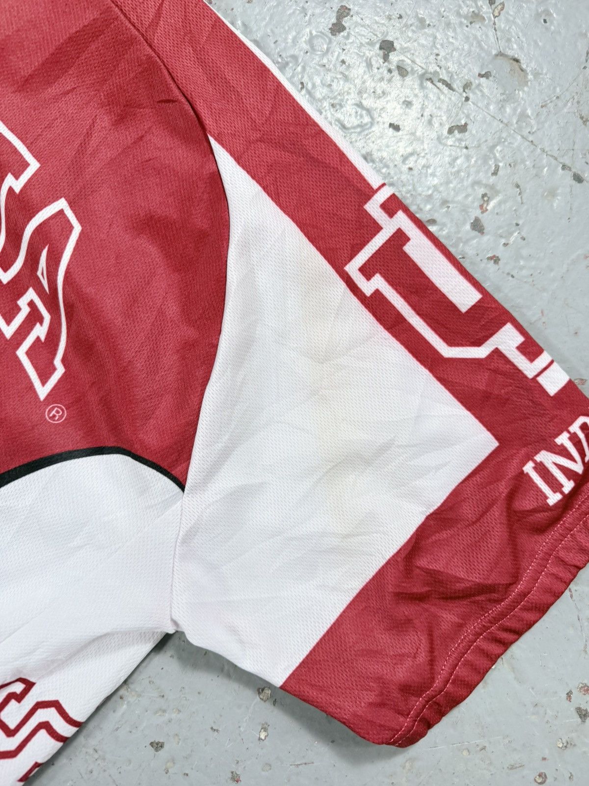 Other Vintage Indiana U Biking Jersey Size US L / EU 52-54 / 3 - 9 Thumbnail