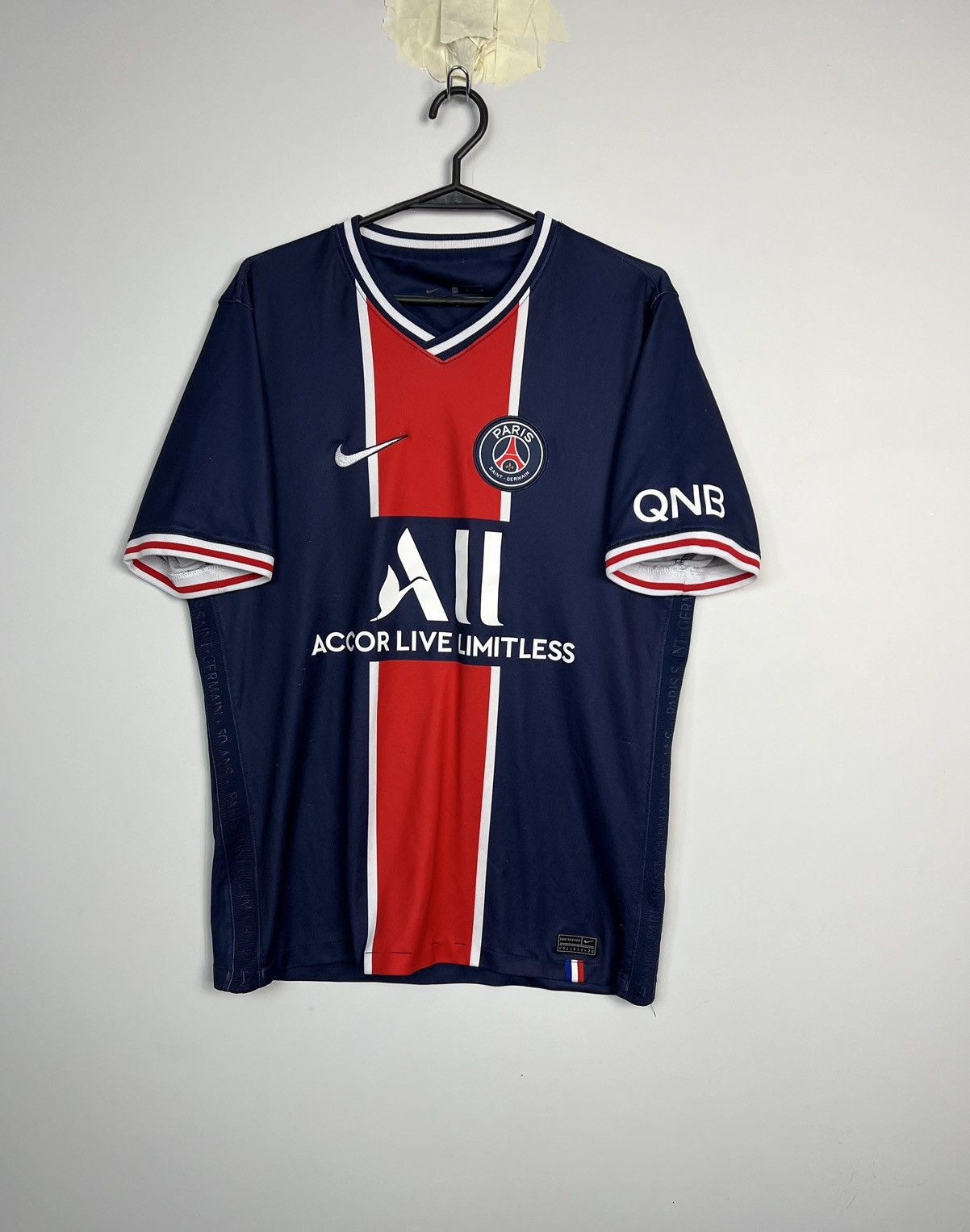 Nike Nike PSG 2020/2021 Soccer Jersey Size US M / EU 48-50 / 2 - 1 Thumbnail