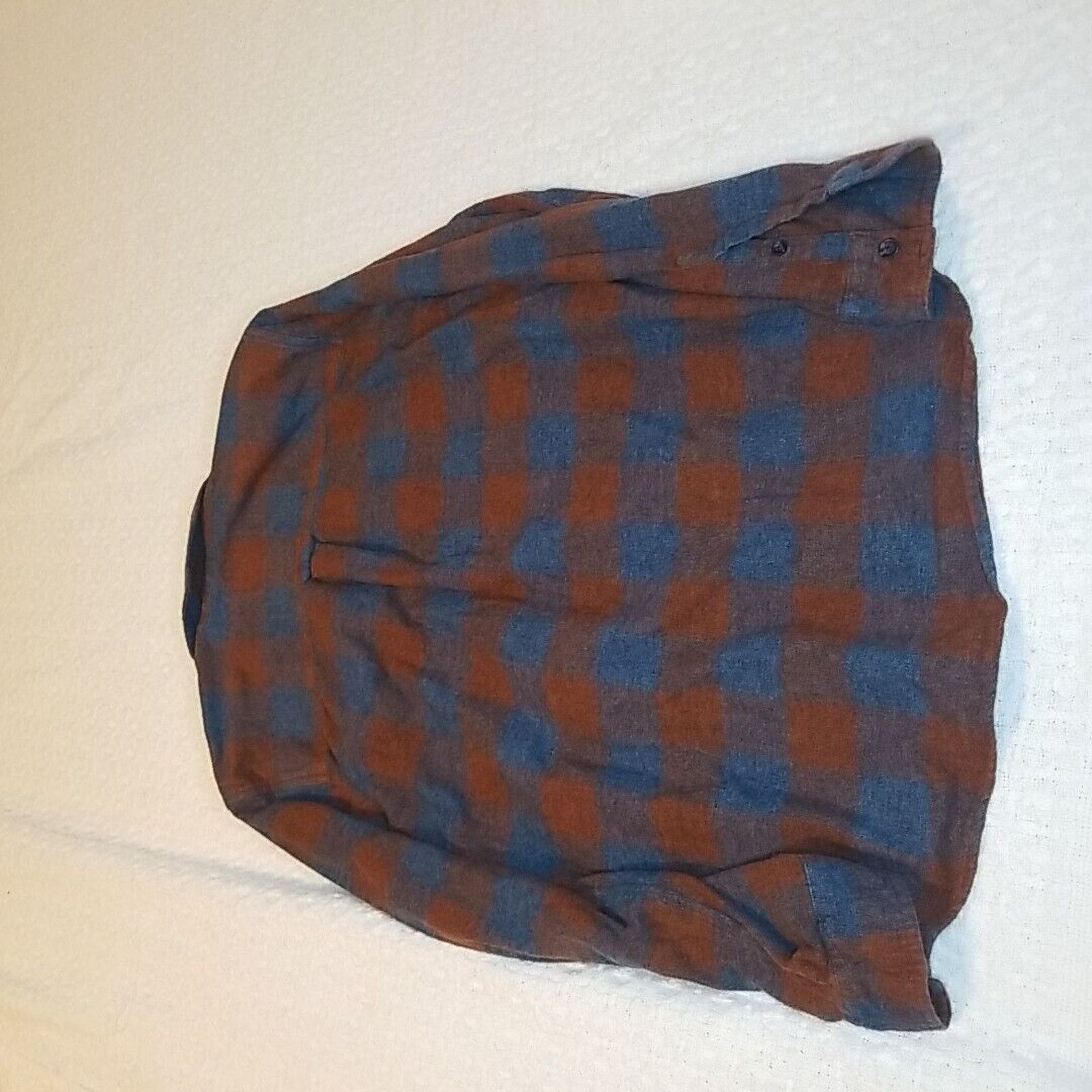 Woolrich Woolen Mills Woolrich Red Blue Plaid Long Sleeve Buttonup Shirt Sz L Size US L / EU 52-54 / 3 - 9 Thumbnail