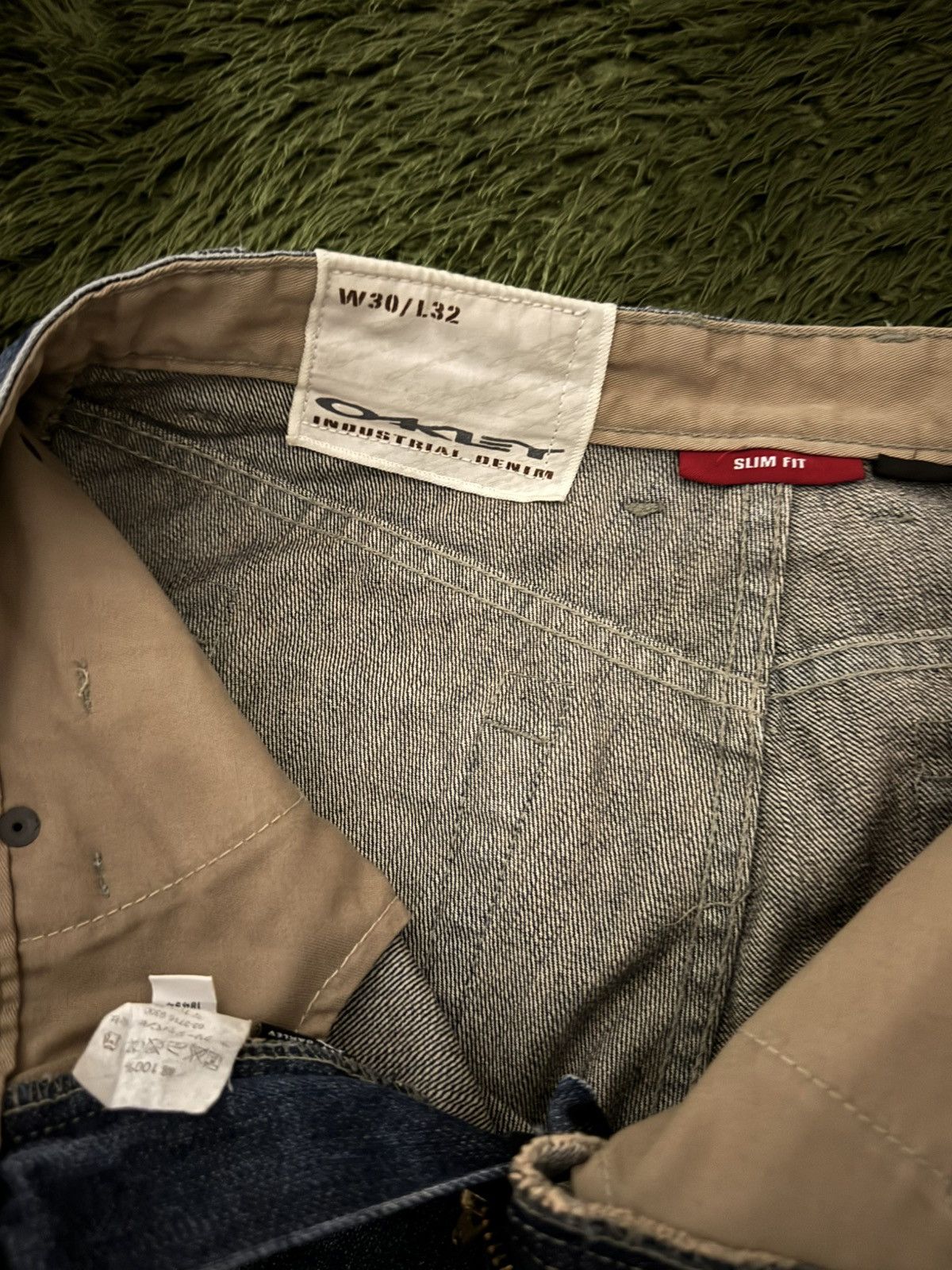 Oakley [W30/L32] Oakley Japan Splatter Pattern Washed Denim Pants Size US 30 / EU 46 - 10 Thumbnail