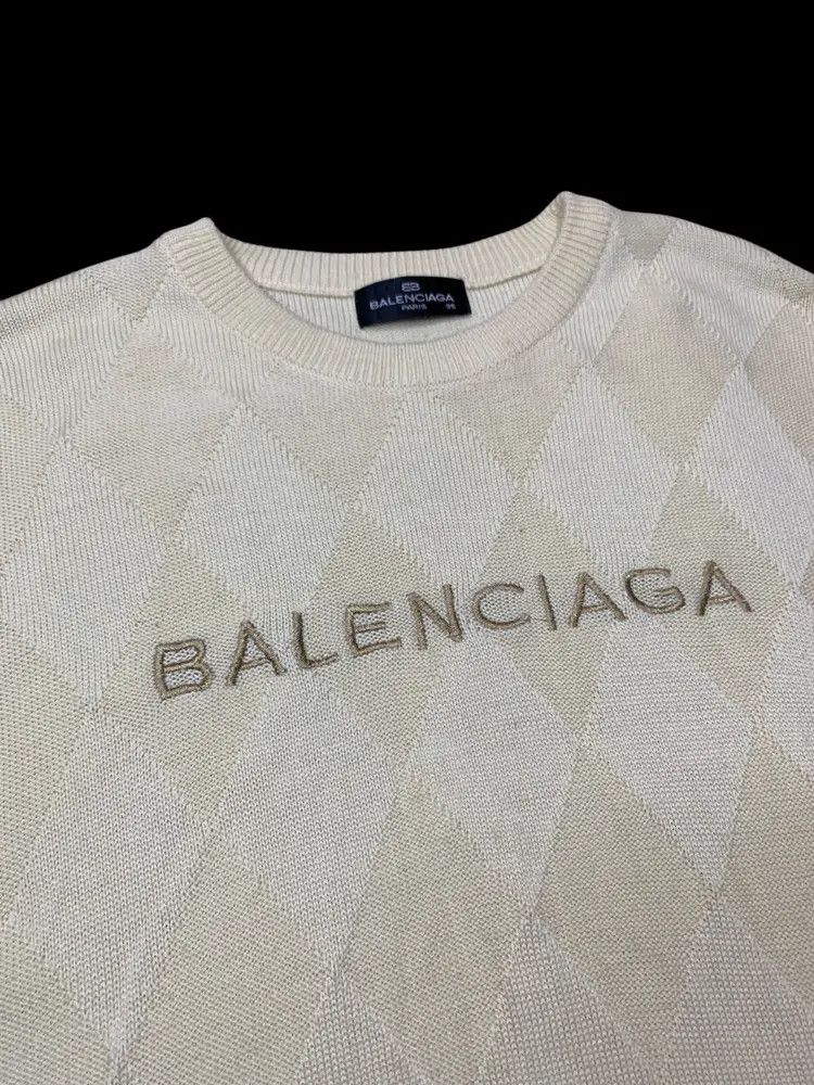 Balenciaga Vintage Belanciaga Logo embroidery diamond wool knitsweater Size US XL / EU 56 / 4 - 3 Thumbnail