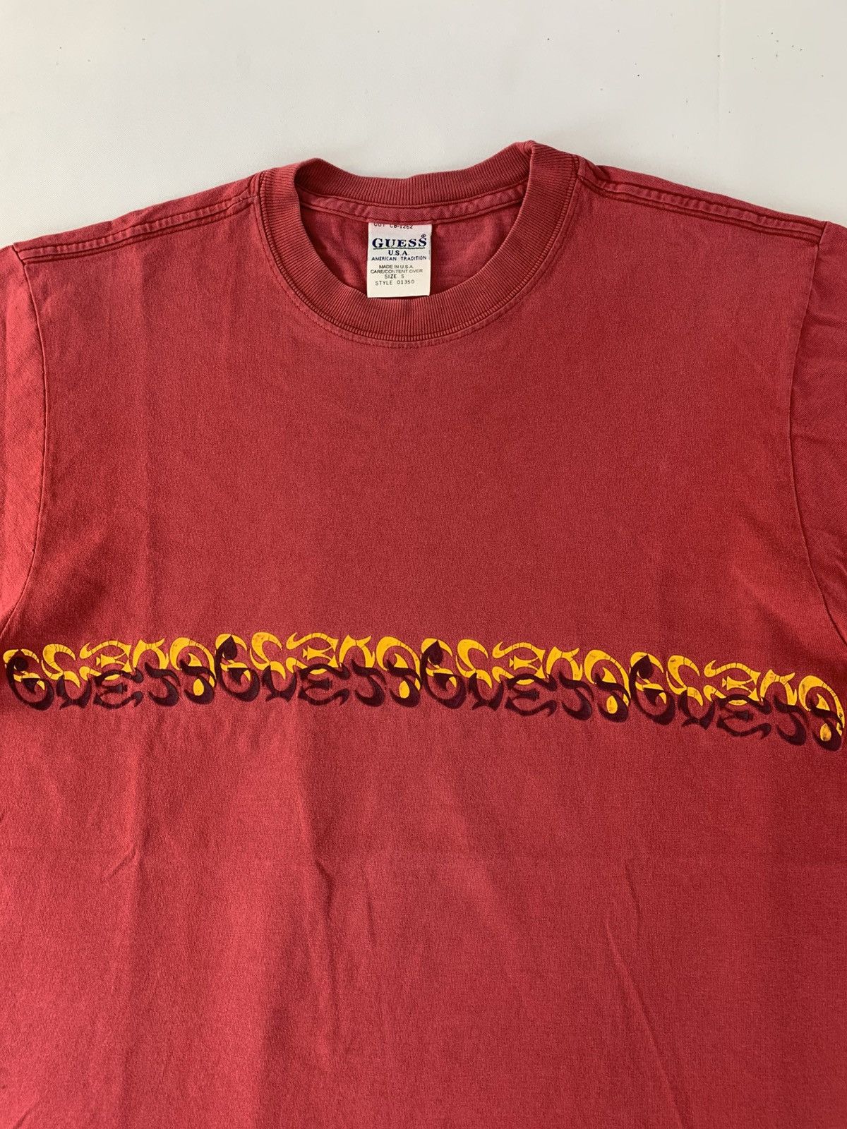 Guess 90s Guess Usa Crewneck Printed Tee Single Stich Size US S / EU 44-46 / 1 - 4 Thumbnail
