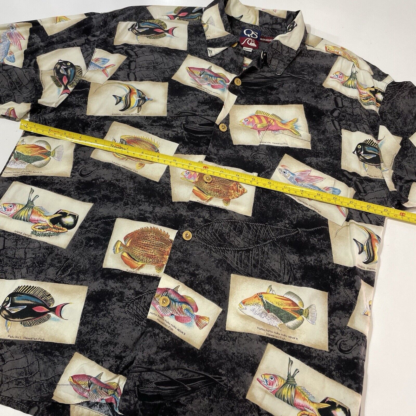 Quicksilver VTG USA Quiksilver QS Shirt Hawaiian Fish Print Shirt Rayon Size US M / EU 48-50 / 2 - 11 Thumbnail