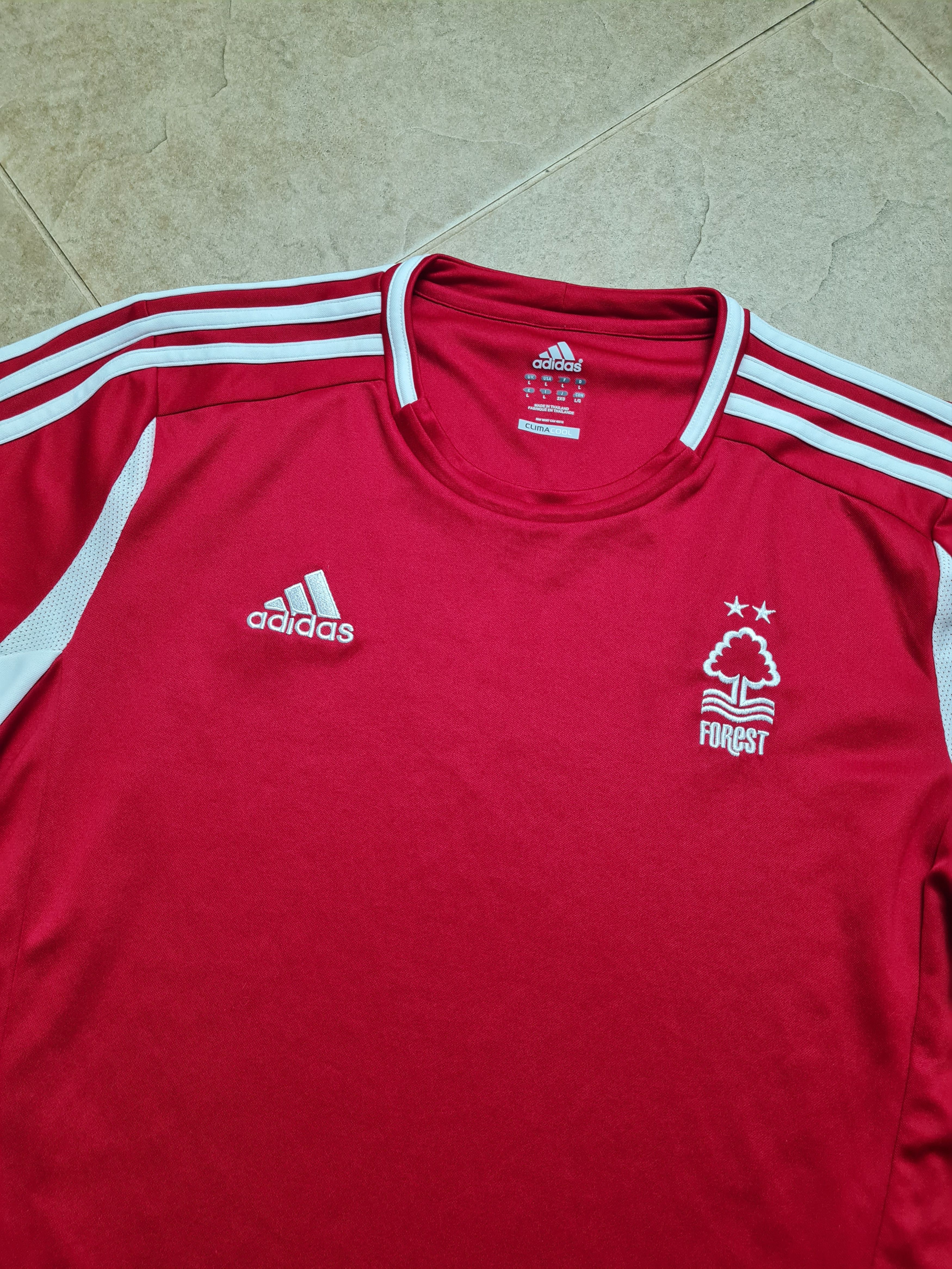 Adidas FOOTBALL SHIRT SOCCER JERSEY NOTTINGHAM FORESTADIDAS SIZE L Size US L / EU 52-54 / 3 - 11 Thumbnail