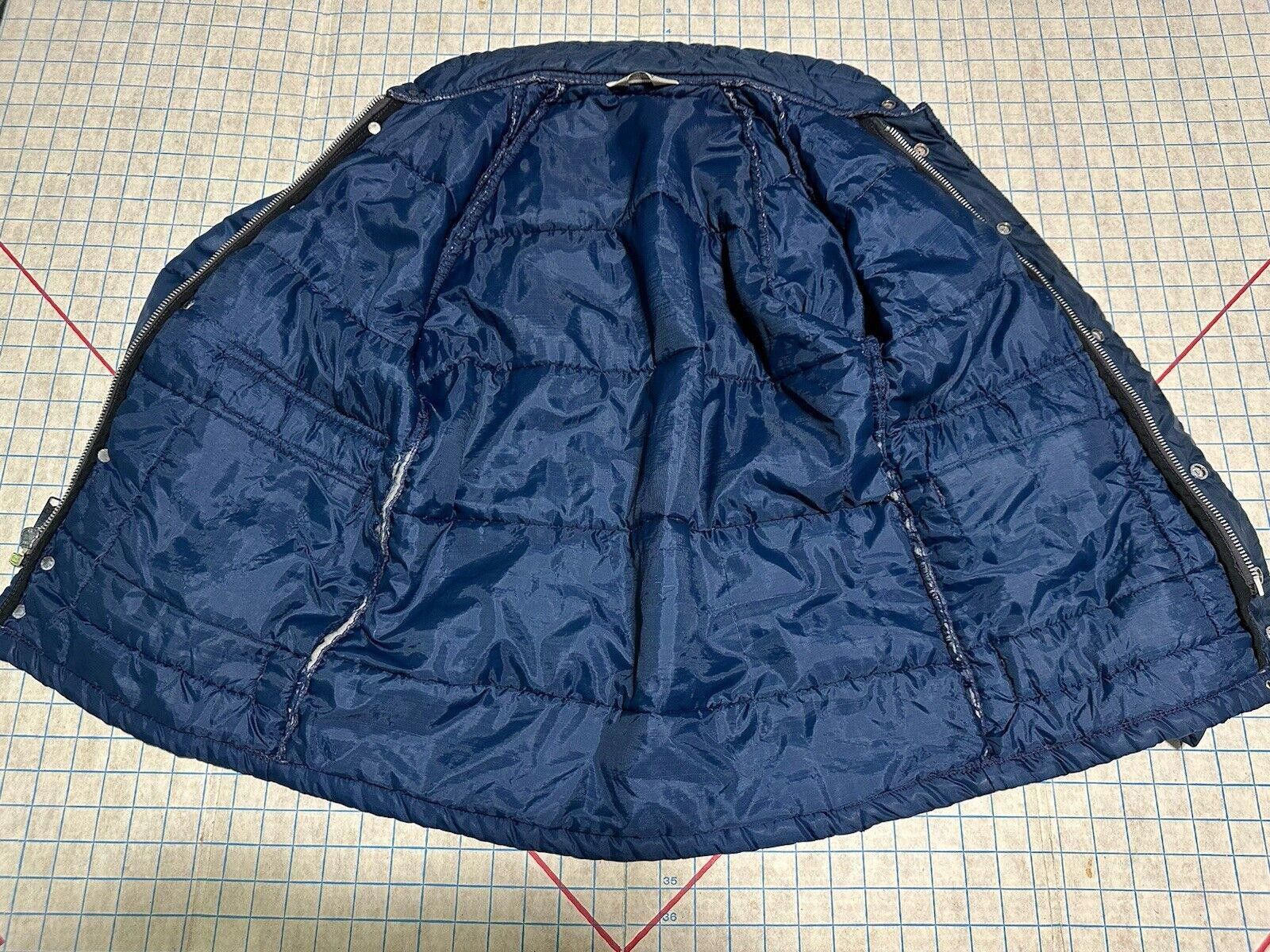 Champion vintage 70's Puffer Coat Jacket L Nylon USA CHAMPION Size US L / EU 52-54 / 3 - 3 Thumbnail