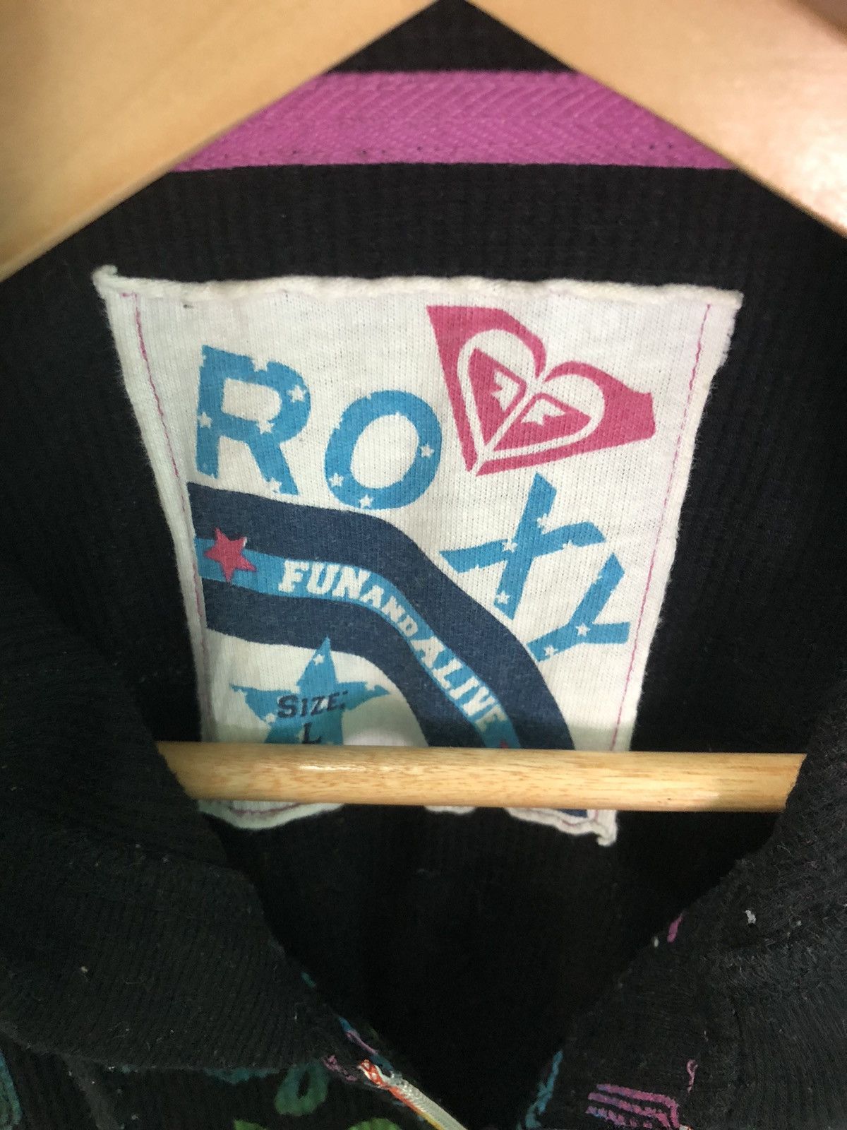 Japanese Brand × Vintage Roxy Hoodie Zip Up Size US XXS / EU 40 - 11 Thumbnail