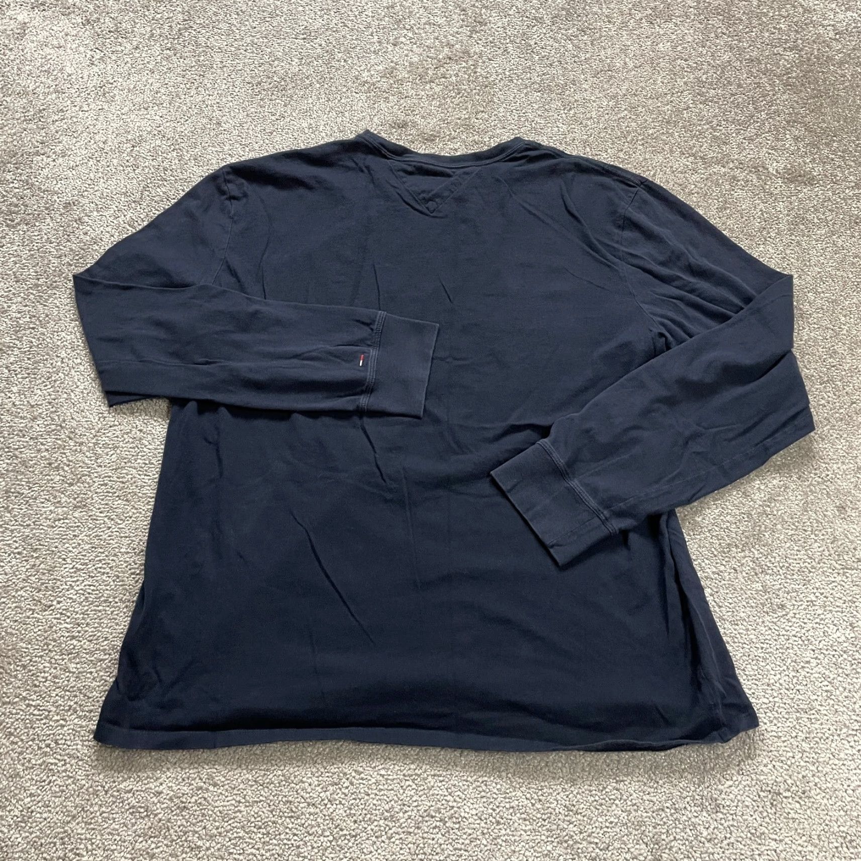 Tommy Hilfiger Tommy Hilfiger Tommy Jeans Tee T-Shirt Men Large Navy Blue Graphic Crew Neck Long Sleeve Cotton Size US L / EU 52-54 / 3 - 2 Thumbnail