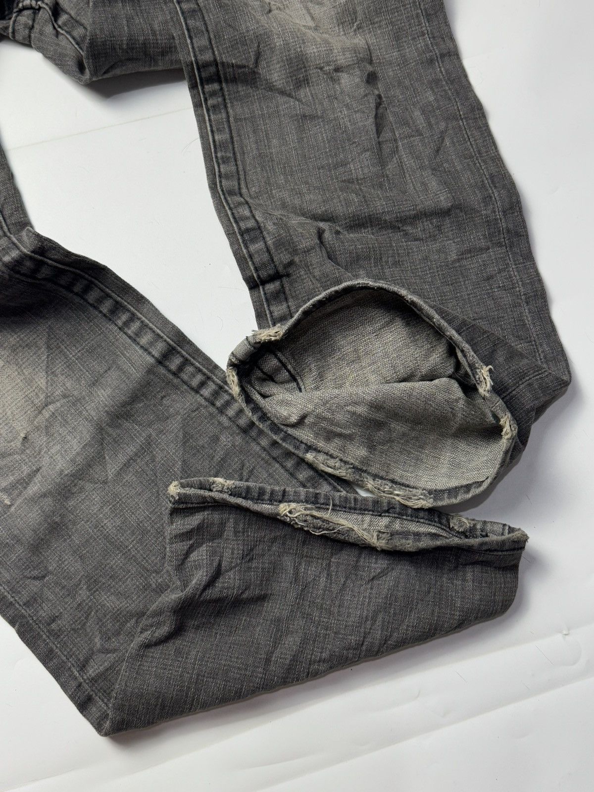True Religion Flare True Religion Leather Logo Distressed Denim Size US 30 / EU 46 - 13 Thumbnail