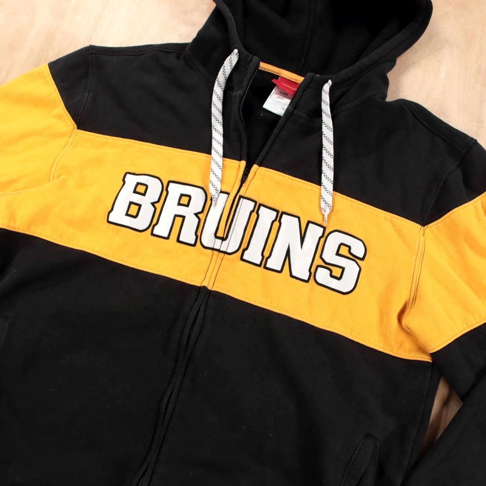 Reebok REEBOK Face Off Boston Bruins embroidered full zip hoodie sweatshirt LARGE y2k Size US L / EU 52-54 / 3 - 2 Thumbnail