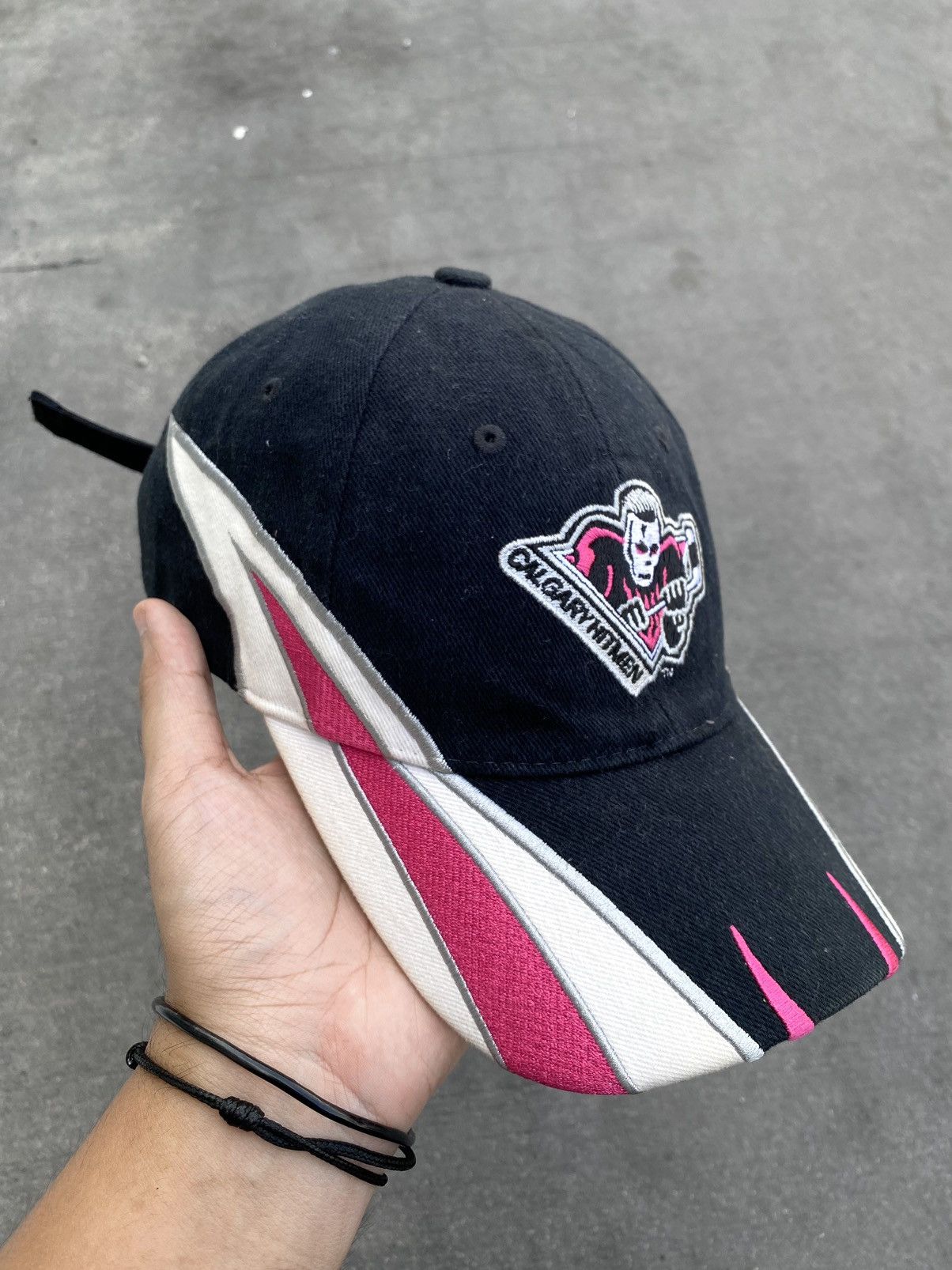 NHL × Vintage Vintage Calgary Hitmen Cap Size ONE SIZE - 3 Thumbnail