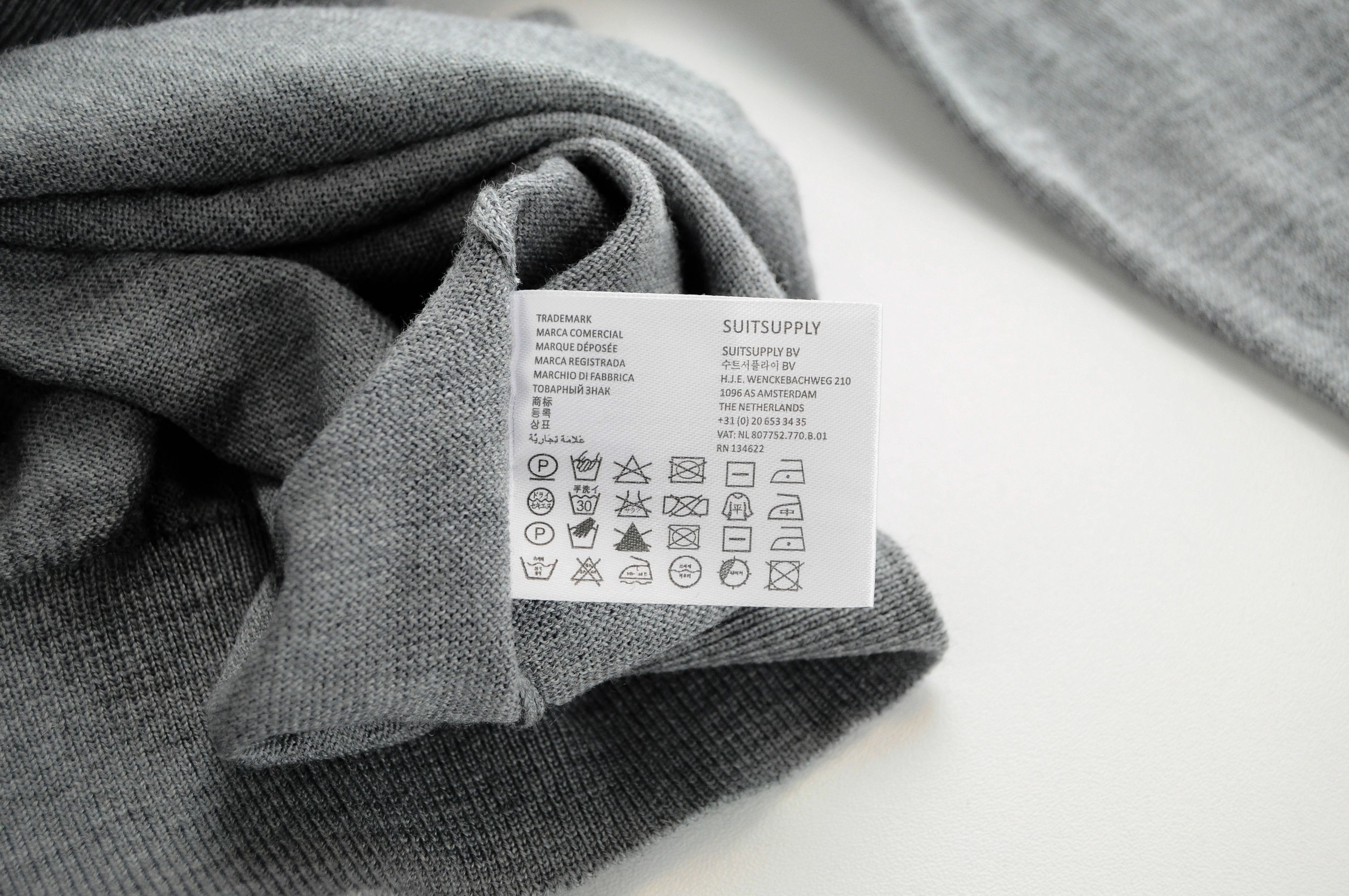 Suitsupply S Grey Merino Wool V-Neck Sweater 57332 Size US S / EU 44-46 / 1 - 6 Thumbnail