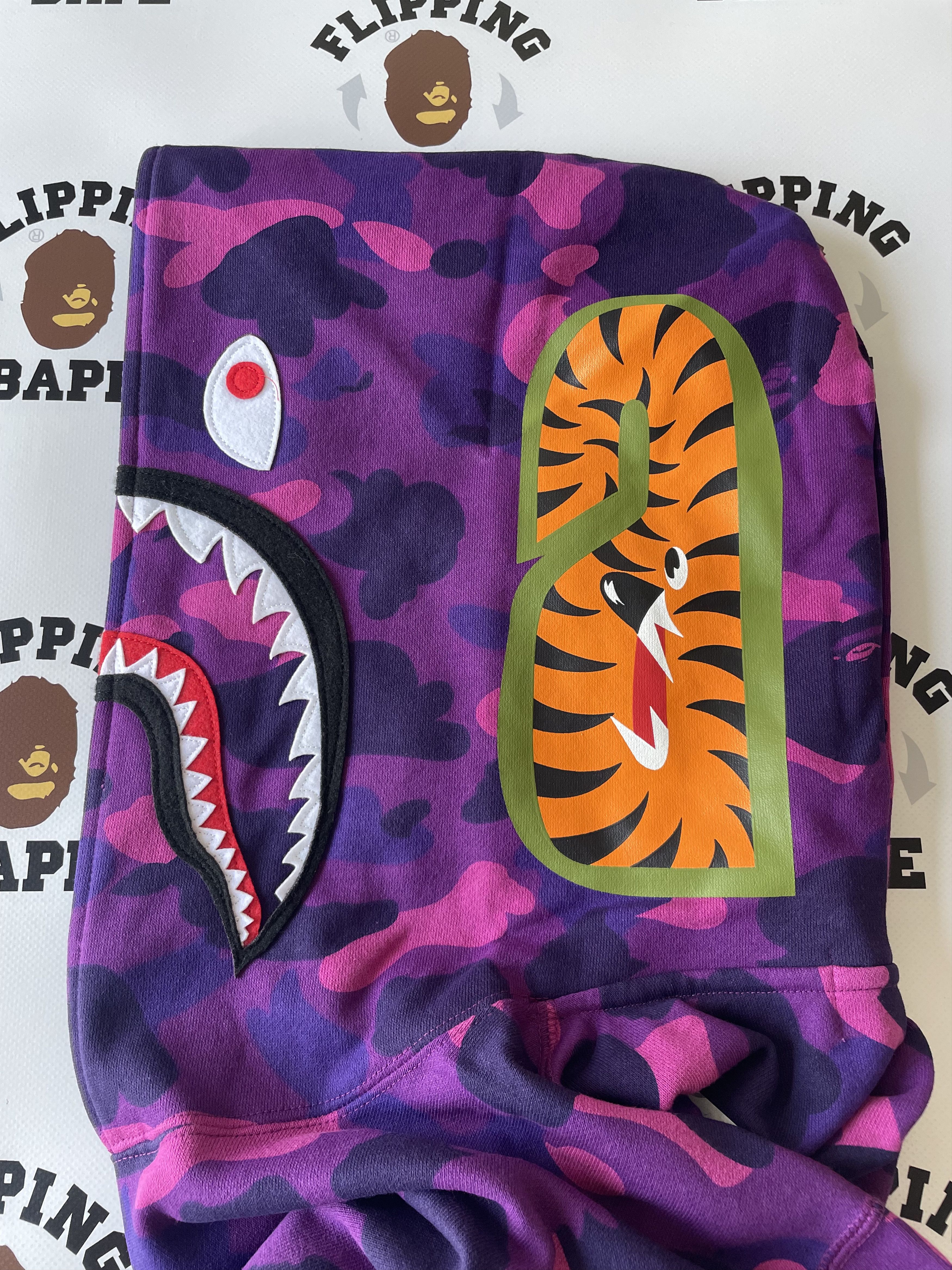 Bape BAPE COLOR CAMO SHARK PULLOVER HOODIE SS24 Size US XL / EU 56 / 4 - 6 Thumbnail