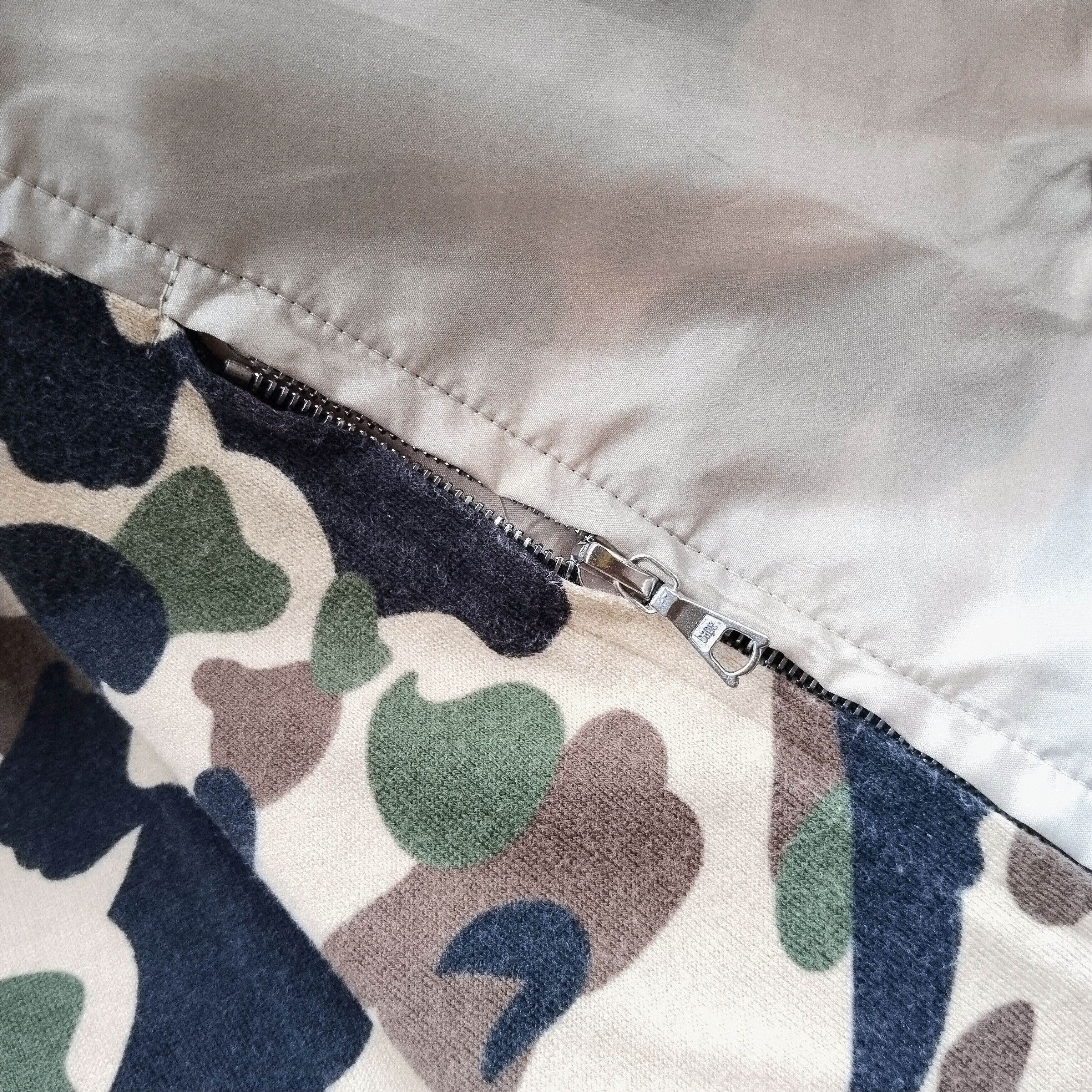Bape Vintage Bape Camo Jacket Size US L / EU 52-54 / 3 - 3 Thumbnail