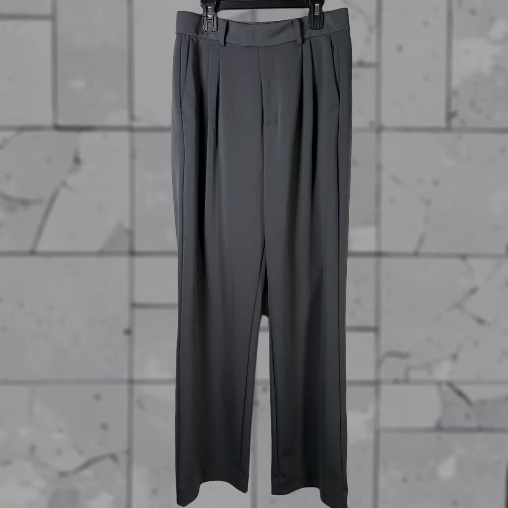 Cuts NWT Cuts Essential Pants Gray Polyester Blend Womens Size 8 (30x30) Size 30" / US 8 / IT 44 - 1 Thumbnail