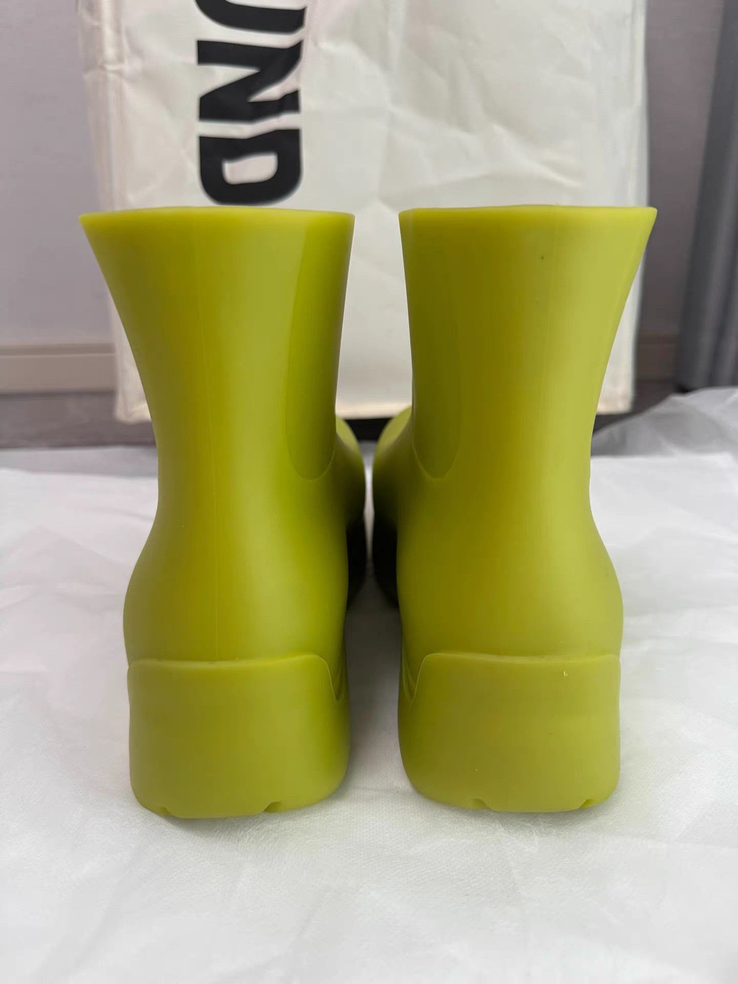 Bottega Veneta Bottega Veneta Puddle Rain Boots K6 Size US 7 / EU 40 - 4 Thumbnail
