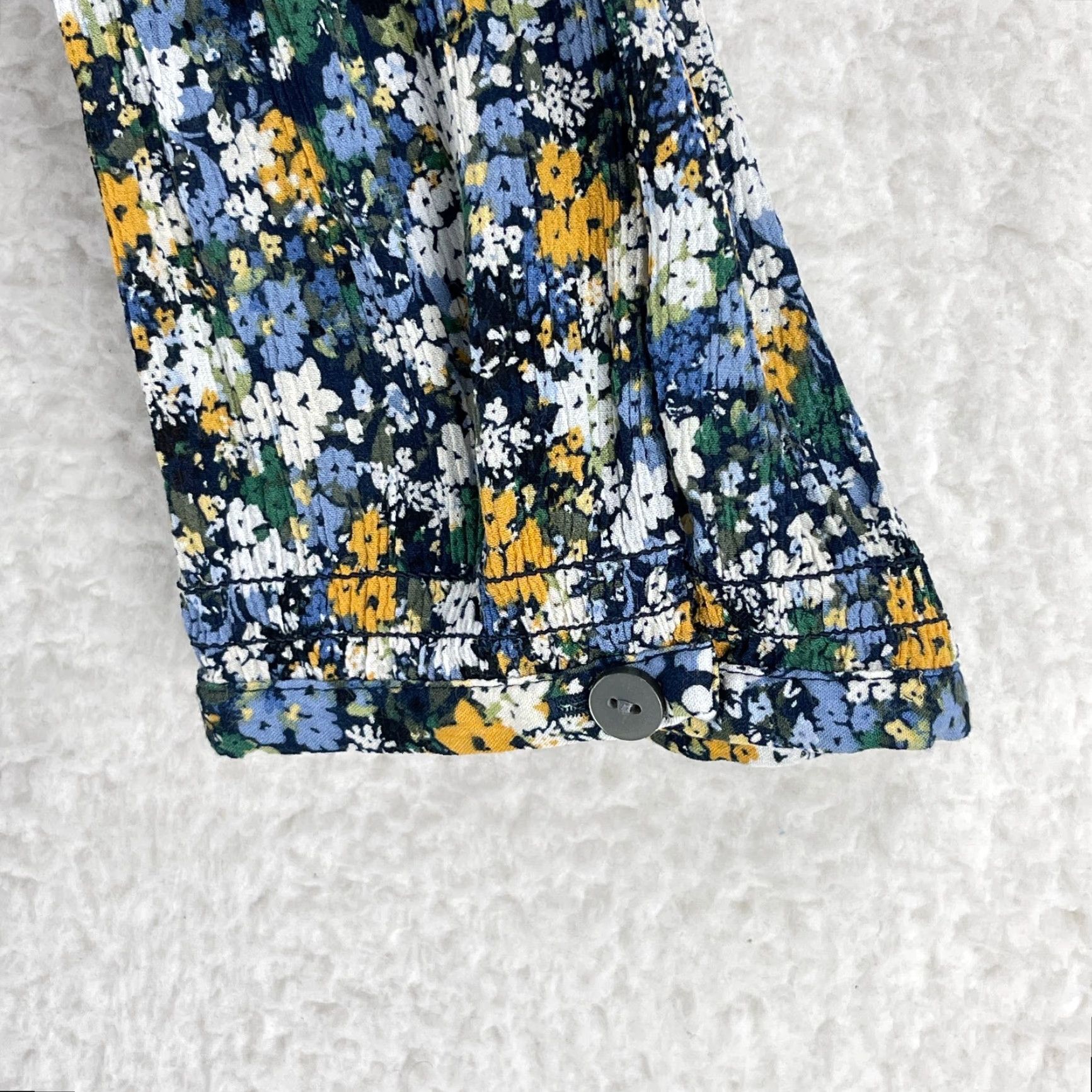 J. Jill J. Jill Petites Blue Floral Print Button-Up Shirt Womens V-Neck Size PXL - Casual Shirt Size XL / US 12-14 / IT 48-50 - 6 Thumbnail